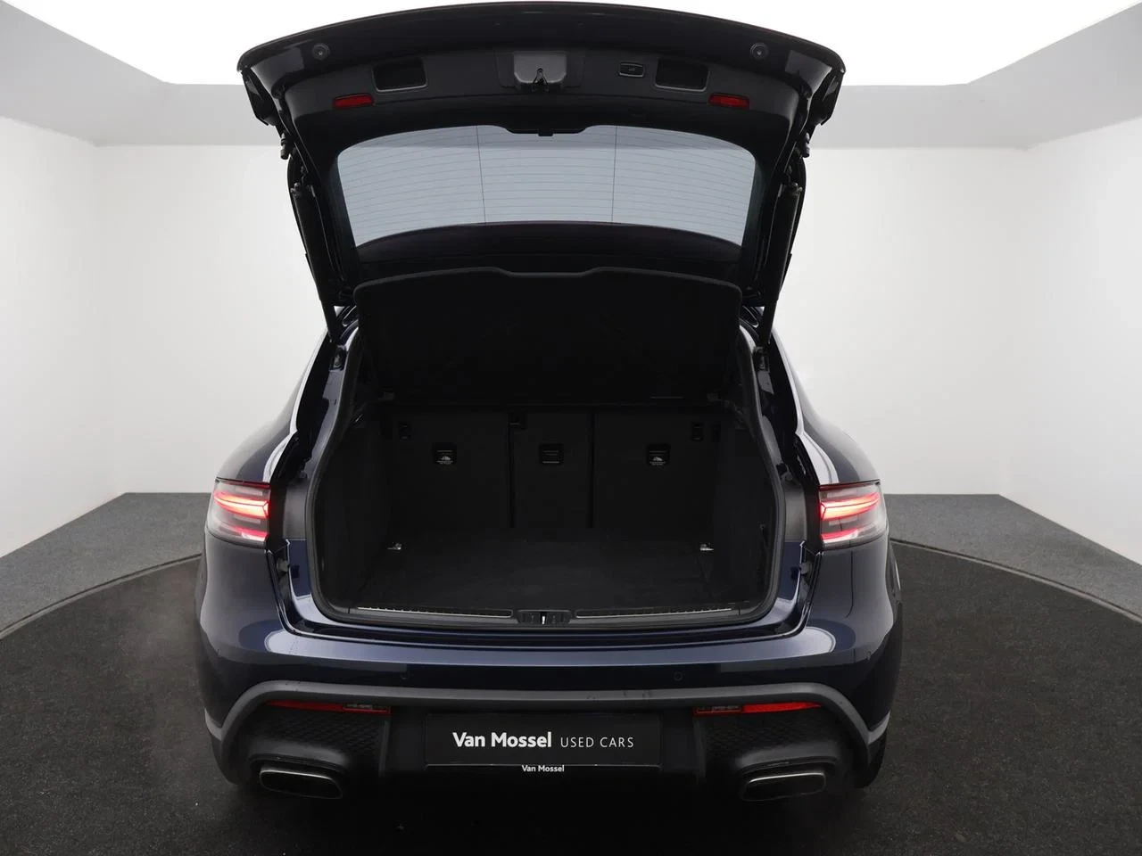 Porsche-Macan-image-3