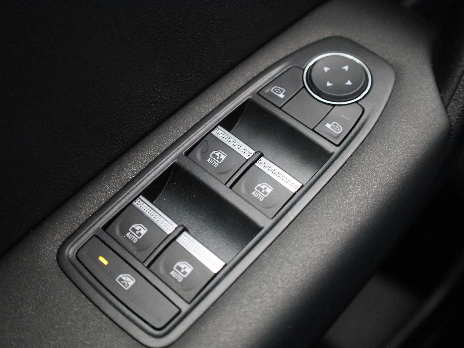 Renault-Captur-image-25