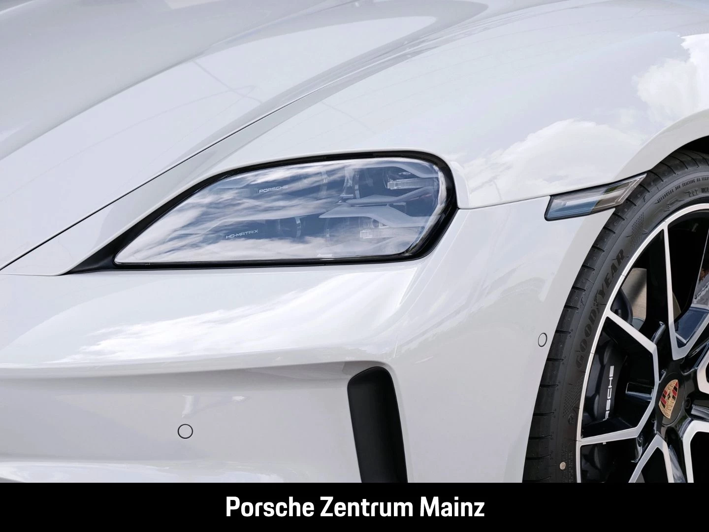 Porsche Taycan Sport Turismo Black Edition InnoDrive black edition