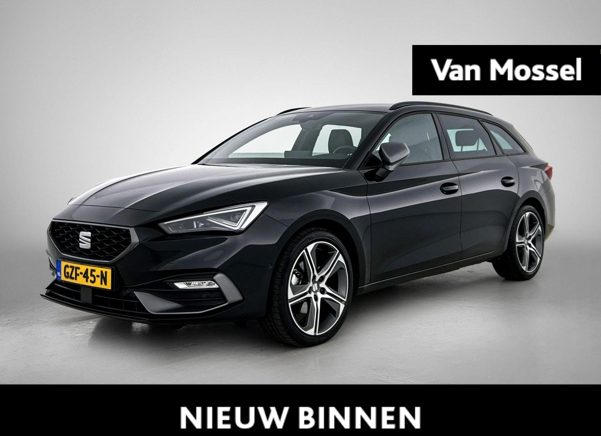 SEAT-Leon-image-0