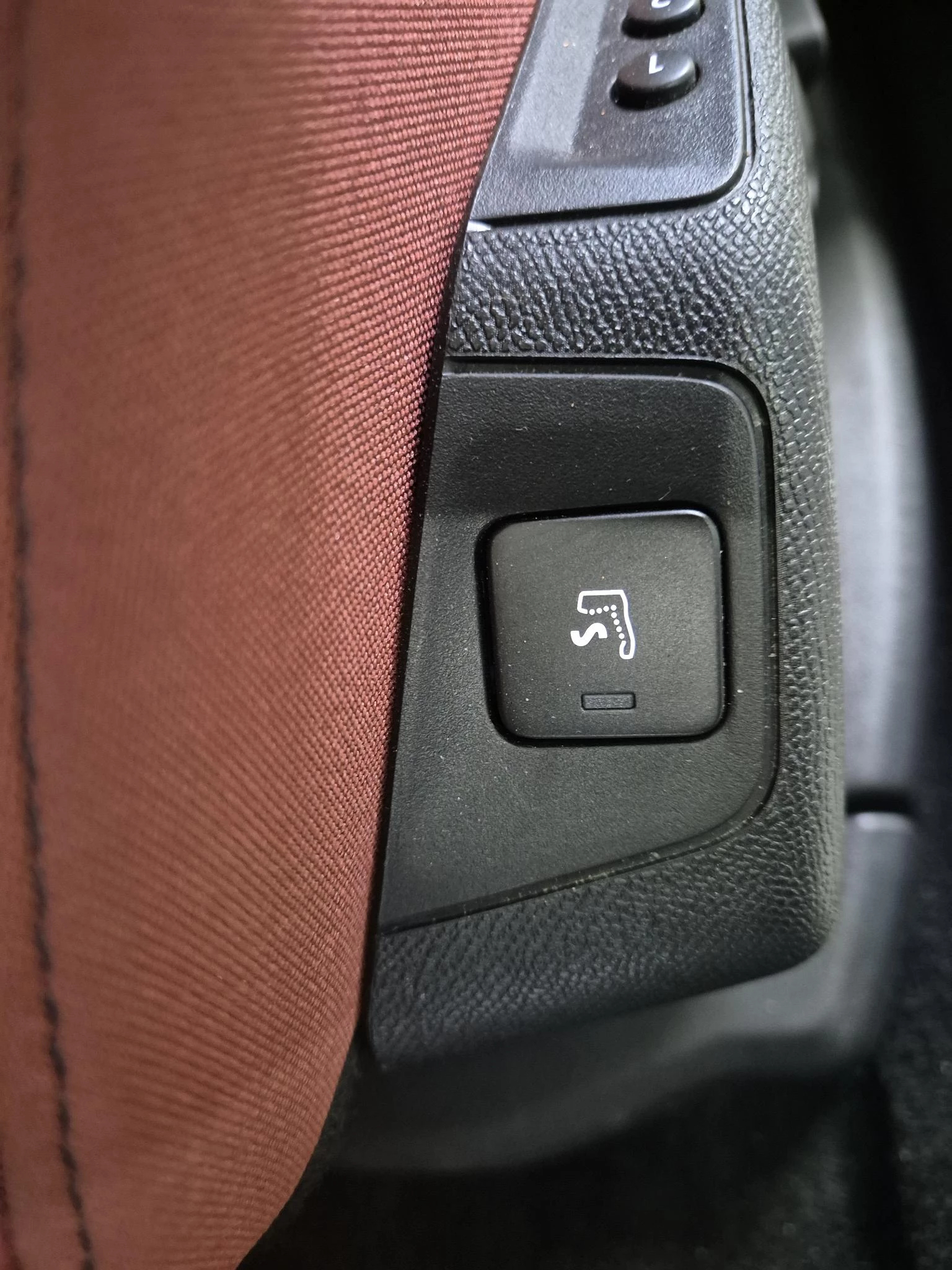 Peugeot 5008 GT 1.2 131PK Mild Hybrid