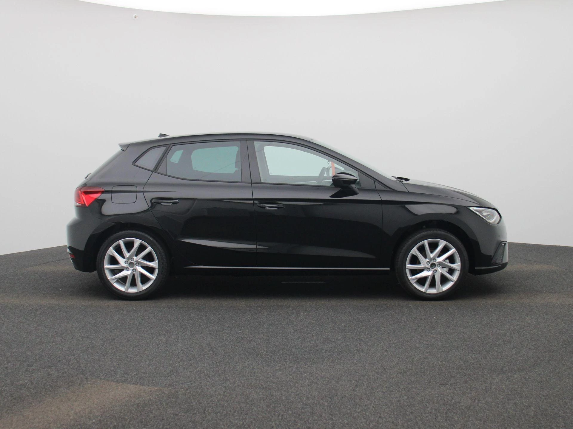 SEAT-Ibiza-image-5