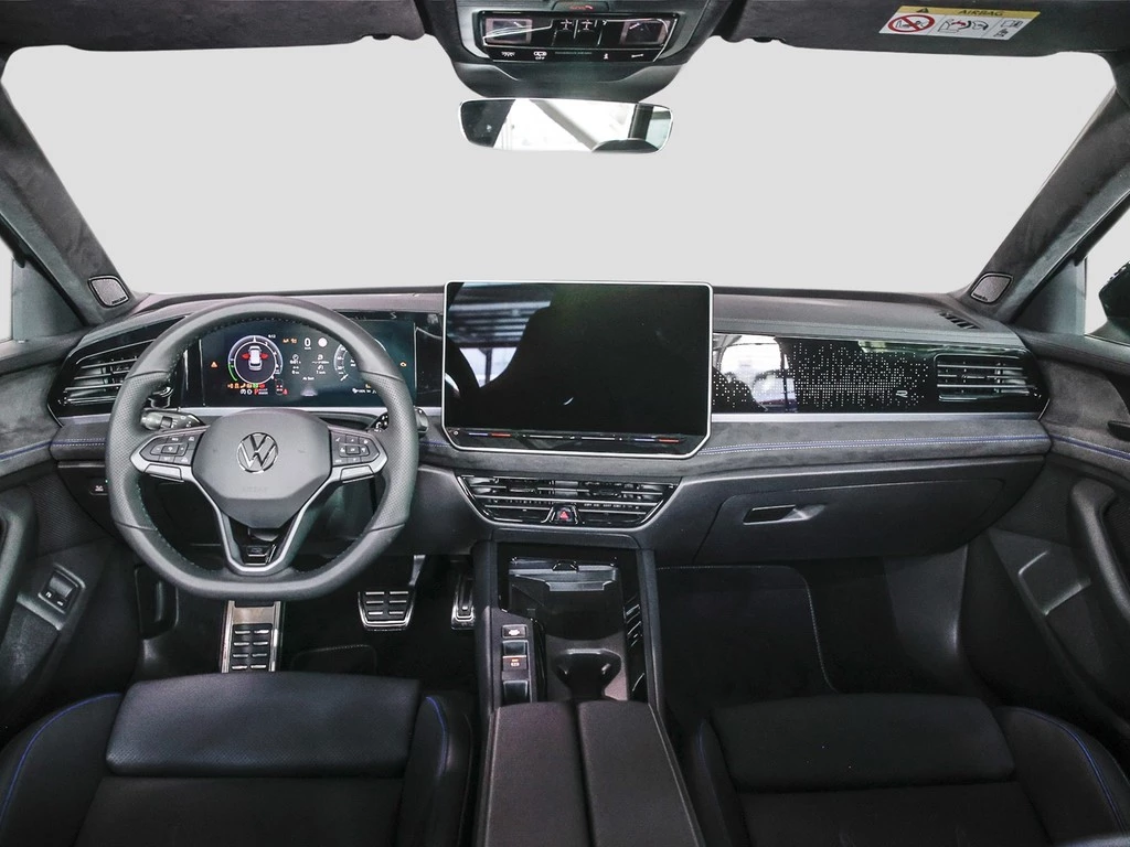 Volkswagen Passat R-Line 1,5 l eHybrid 177 PS / 85 KW 6-Gang DSG