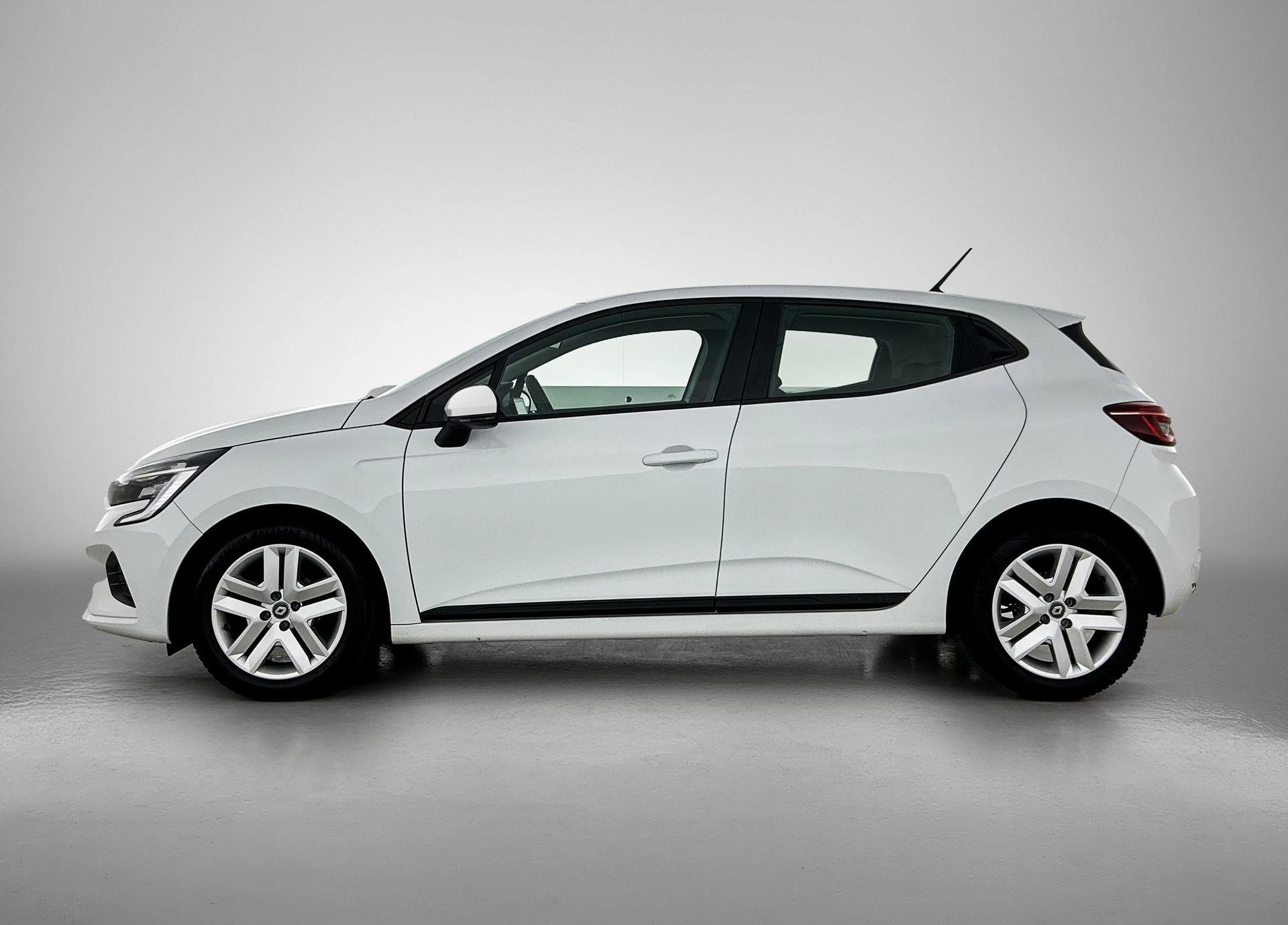 Renault-Clio-image-1
