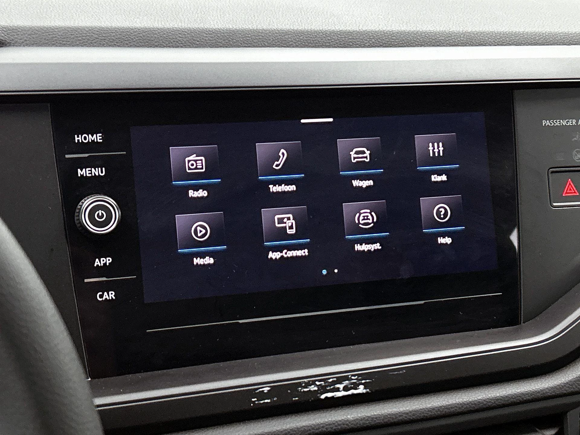 Volkswagen-Polo-image-6