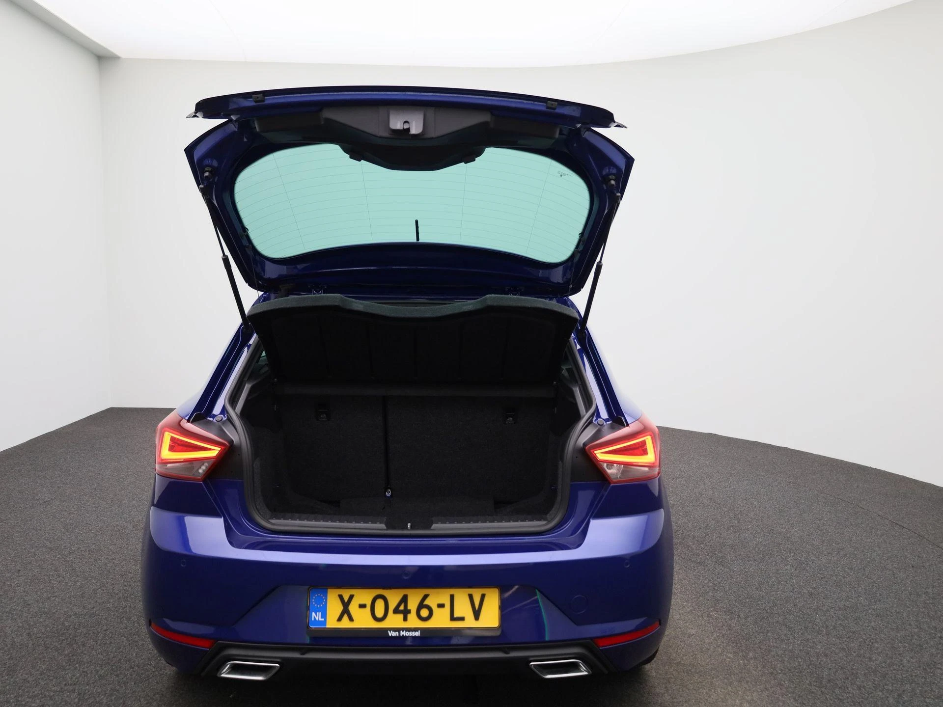SEAT-Ibiza-image-10