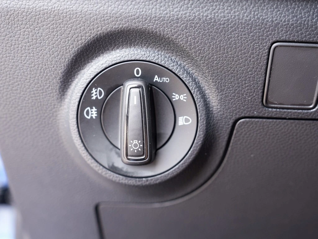 SEAT-Arona-image-17