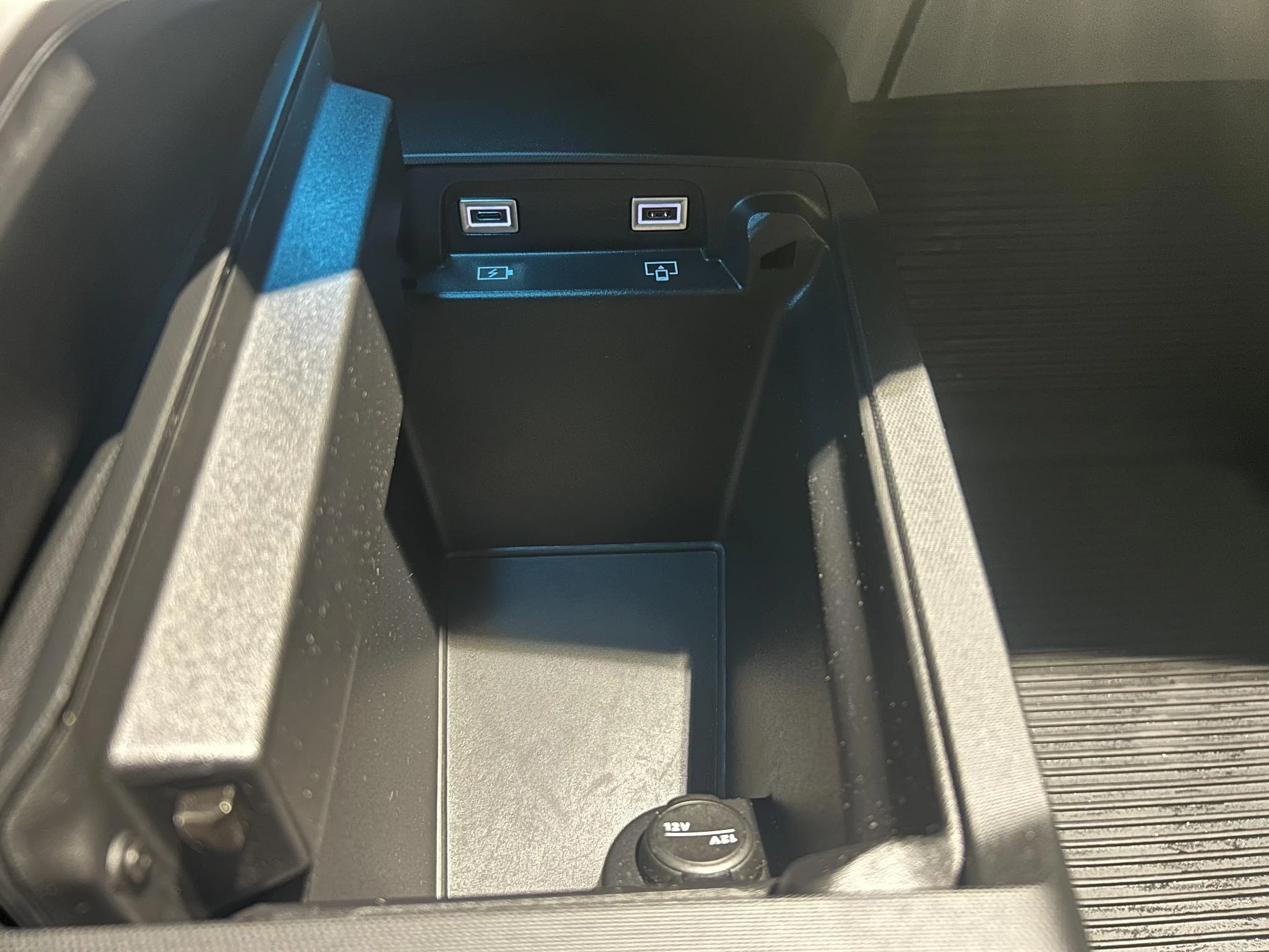 Peugeot 3008 1.2 Hybrid 136 GT