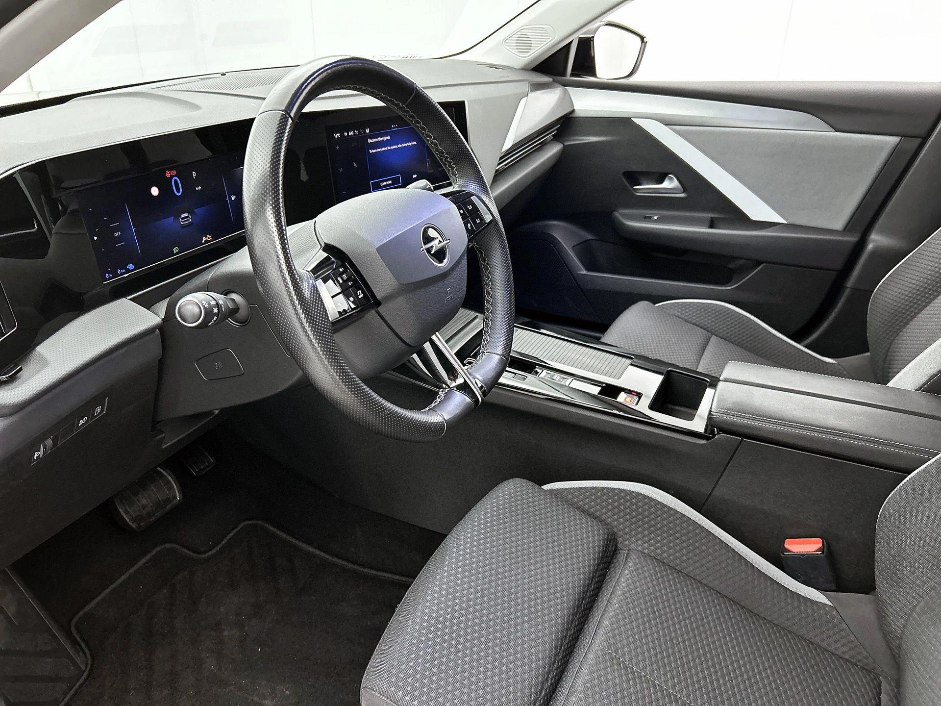 Opel-Astra-image-21