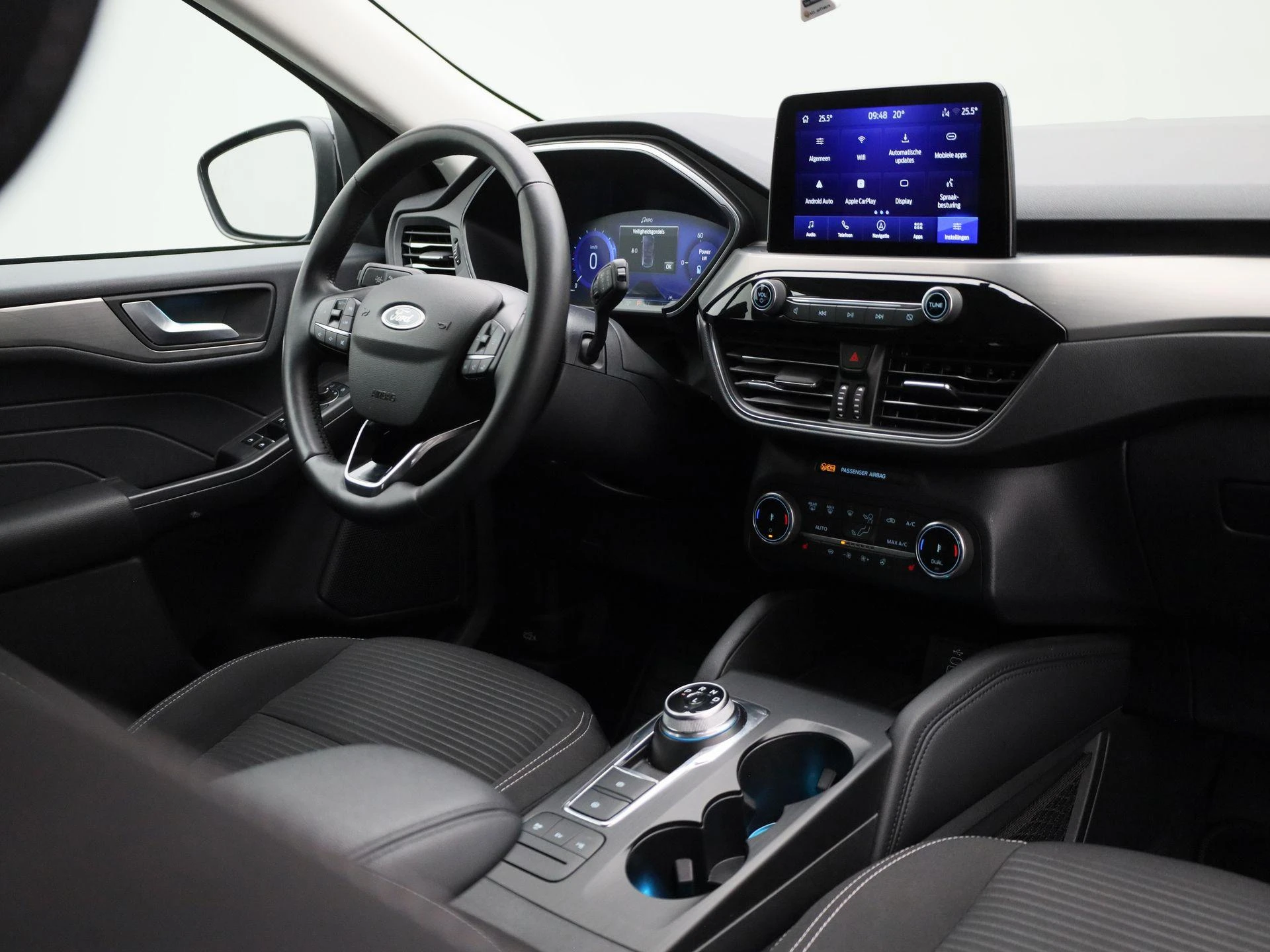 Ford-Kuga-image-34