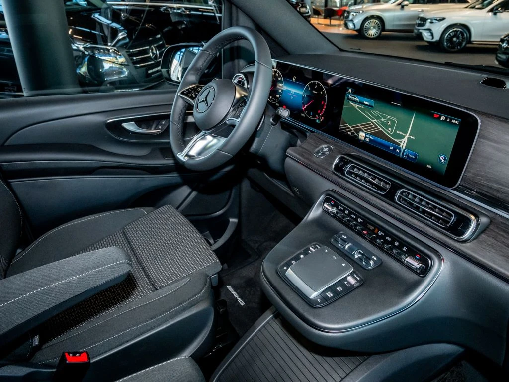 Mercedes-Benz-V-Klasse 300 d-image-8