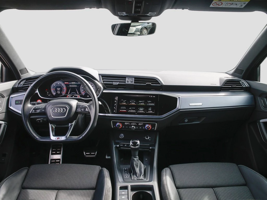 Audi Q3 40 TDI S line Navi Panorama AHK Kamera