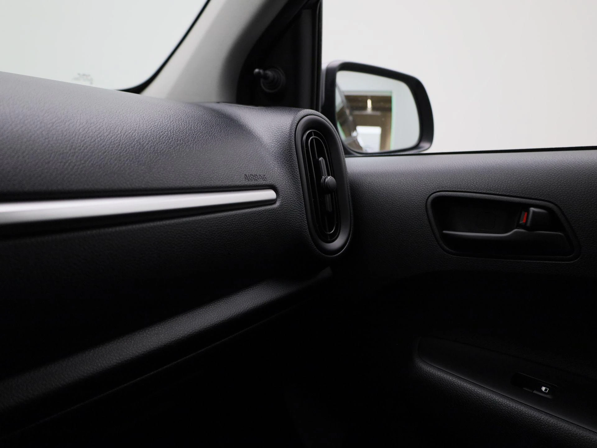 Kia-Picanto-image-24