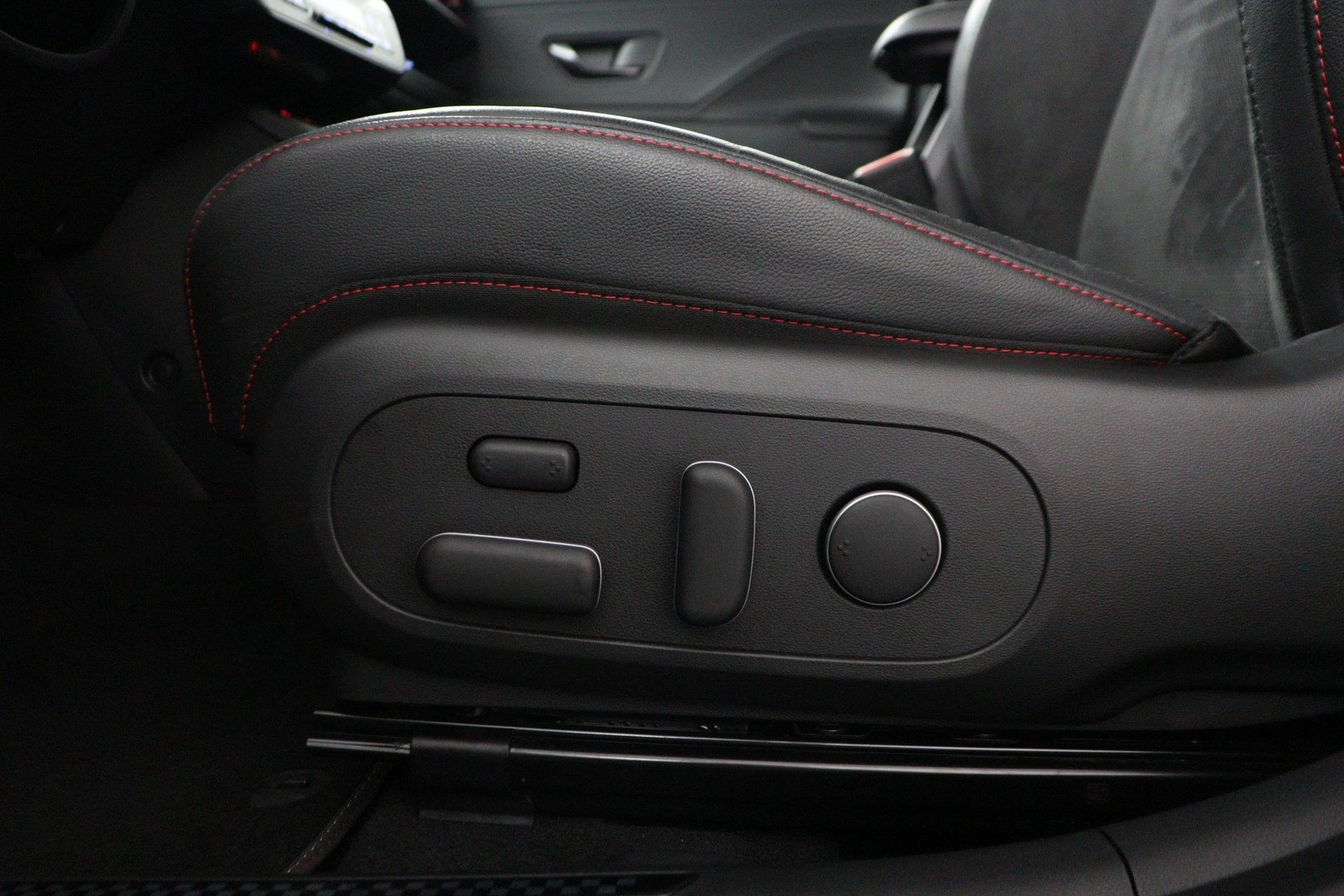 Hyundai-Kona-image-44