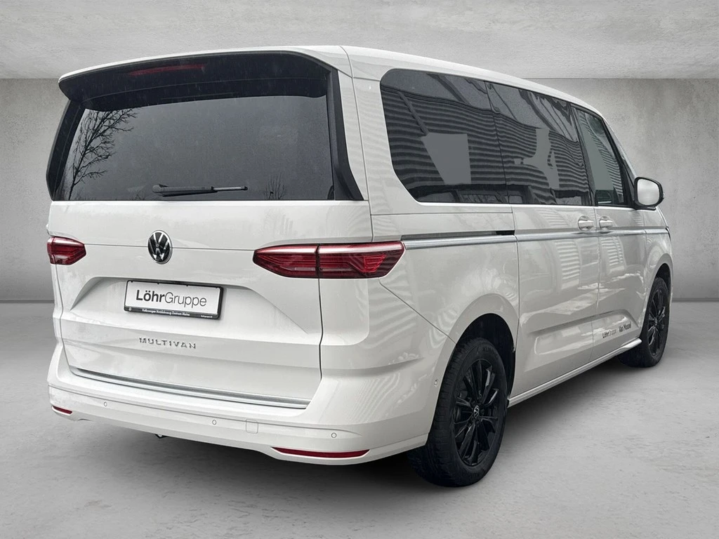 Volkswagen-Multivan-image-2