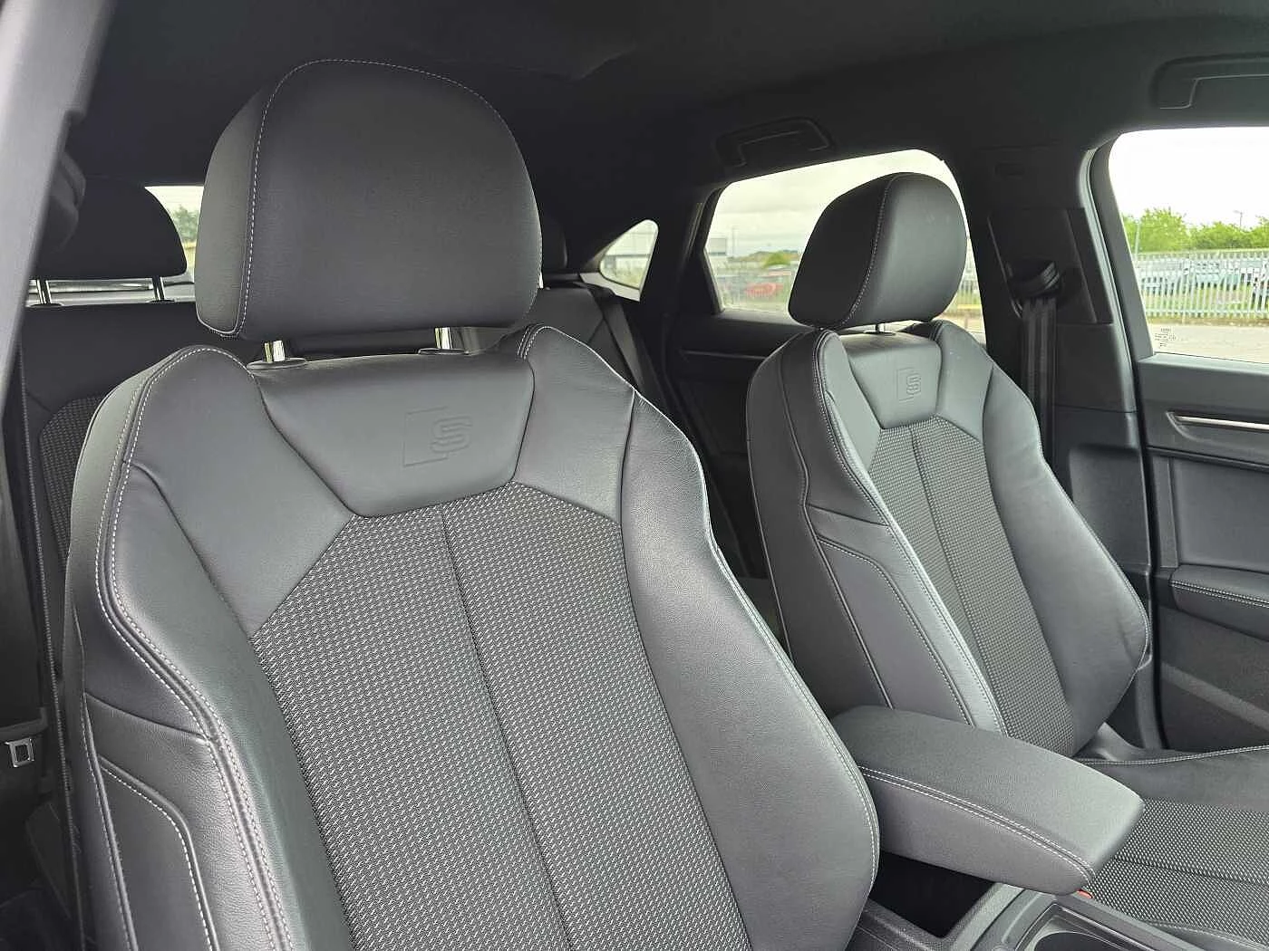 Audi-Q3-image-14