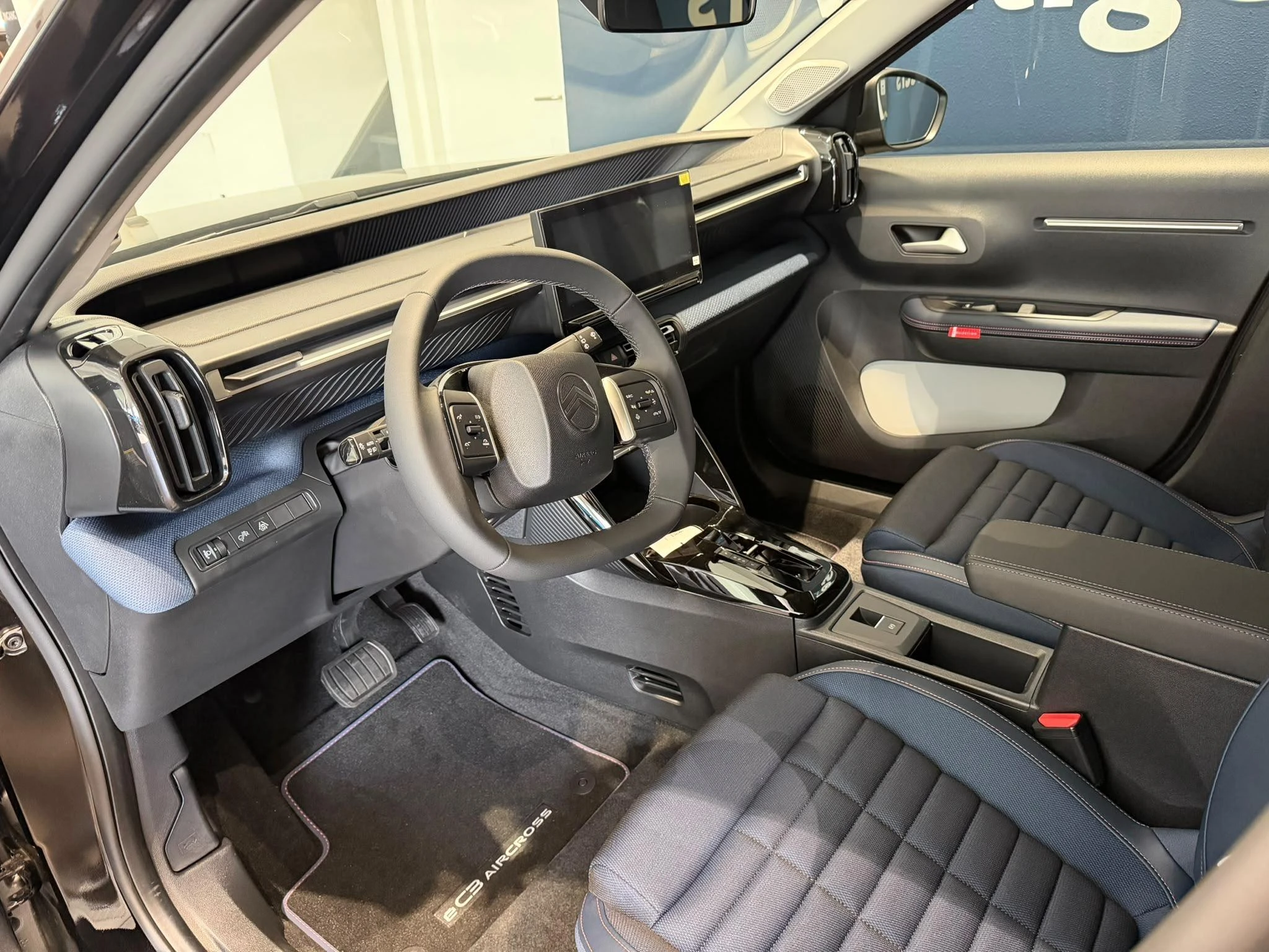 Citroën-ë-C3 Aircross-image-7