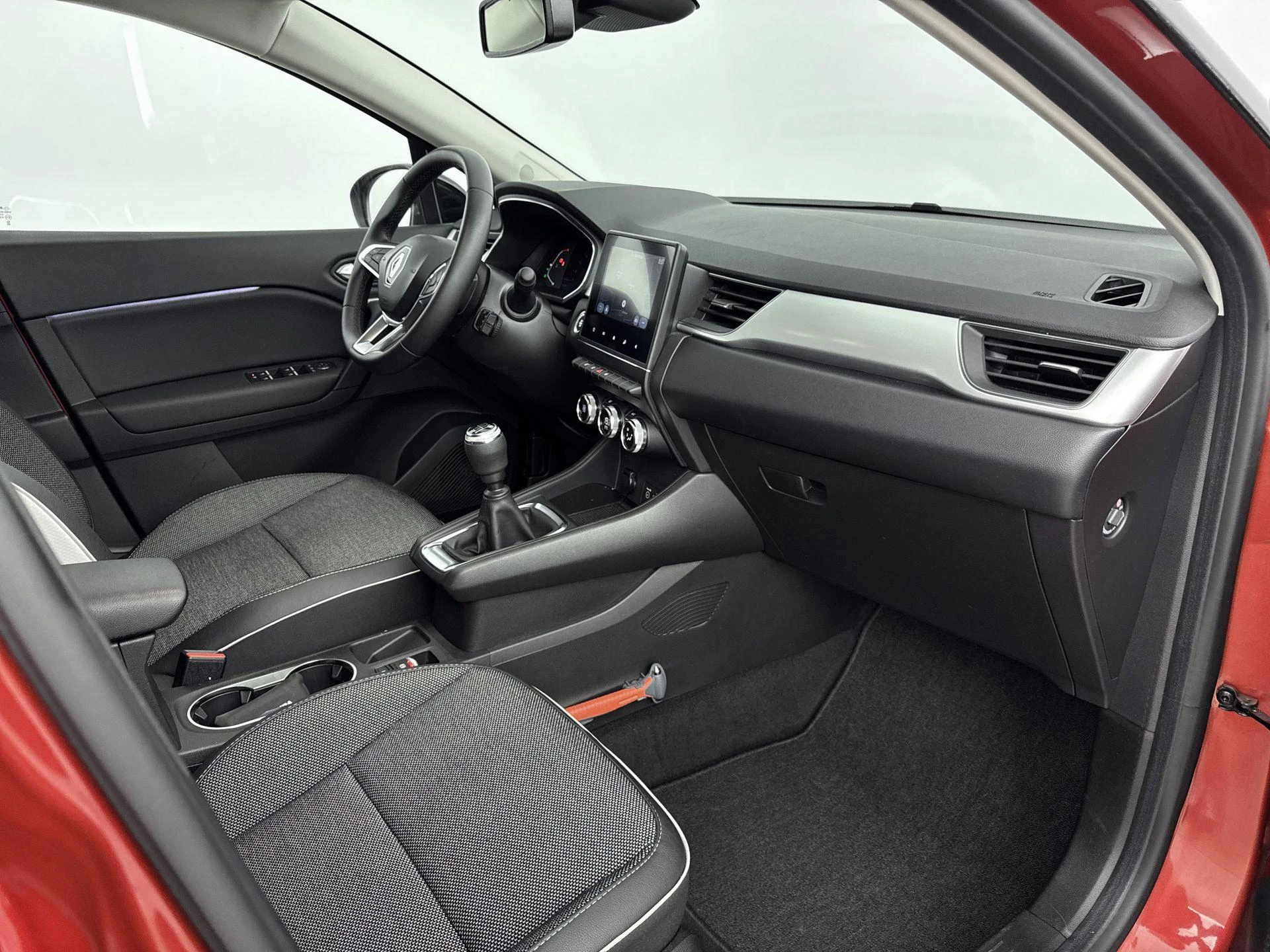 Renault-Captur-image-20