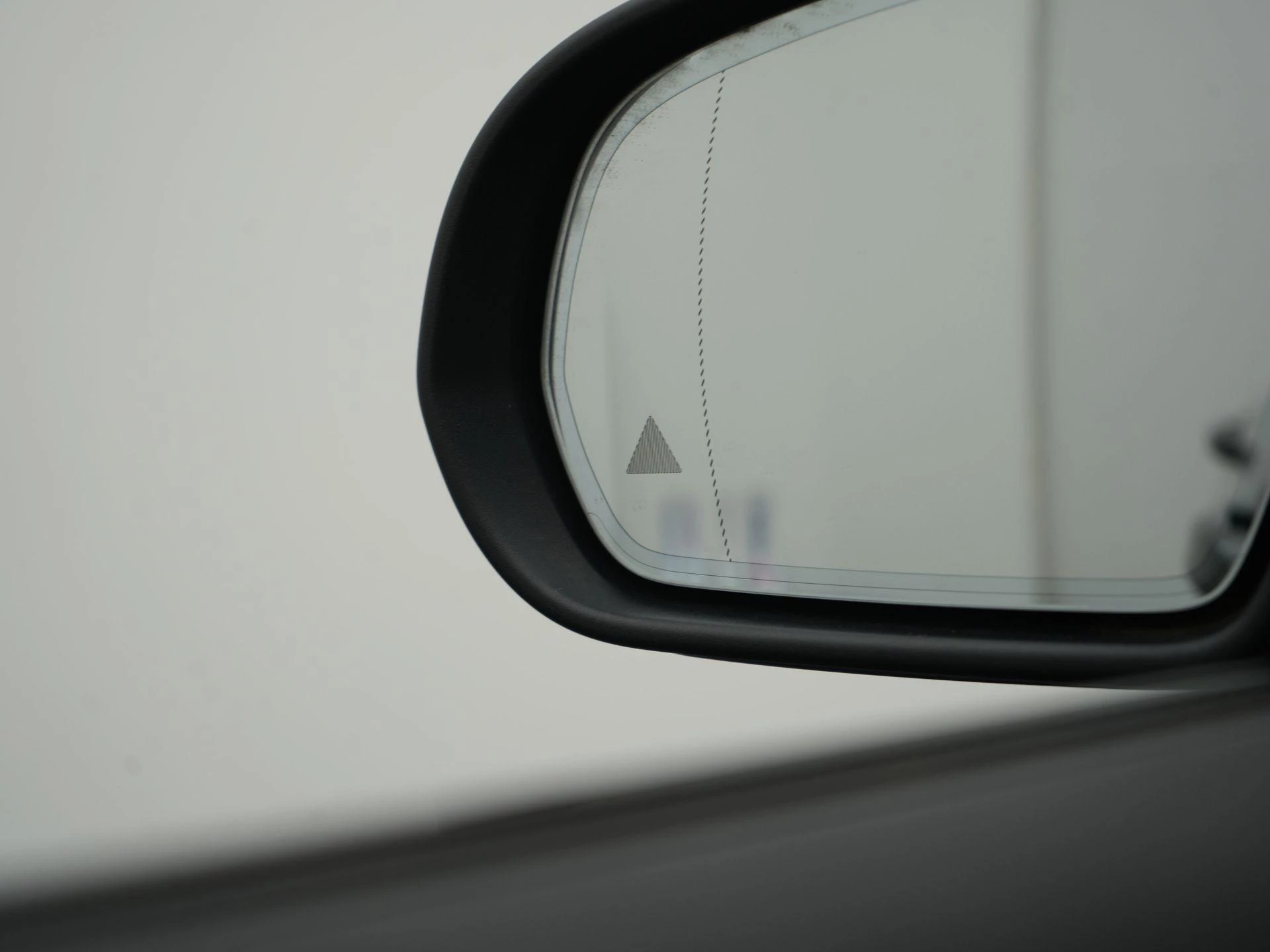 Mercedes-Benz-C-Klasse-image-32