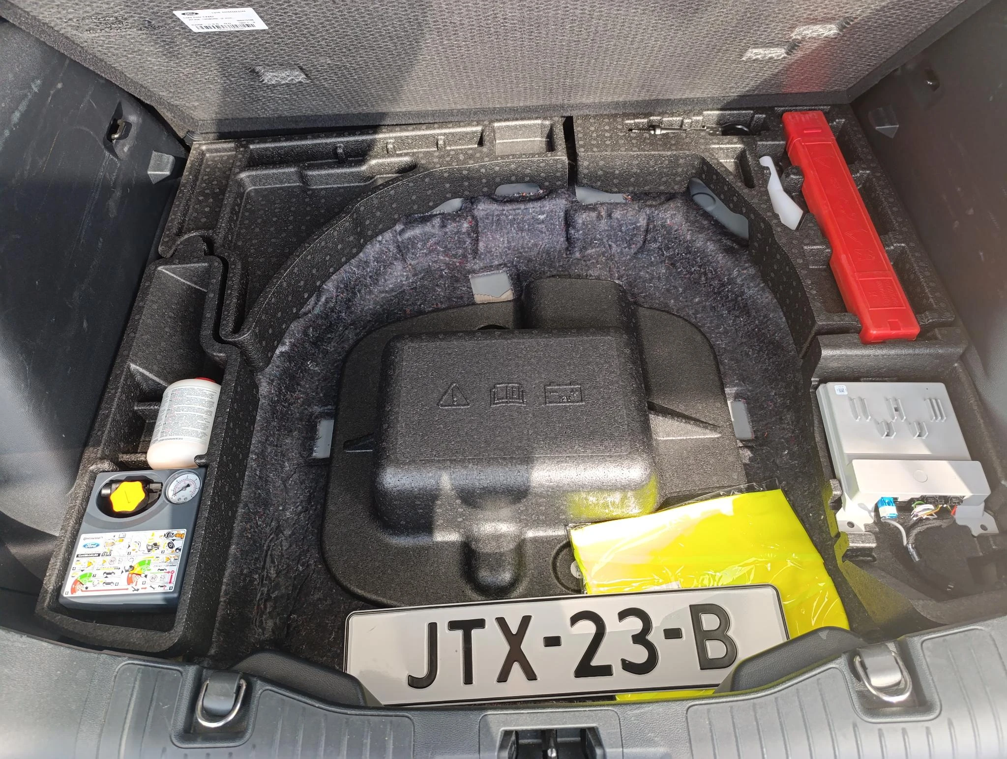 Ford-Kuga-image-11