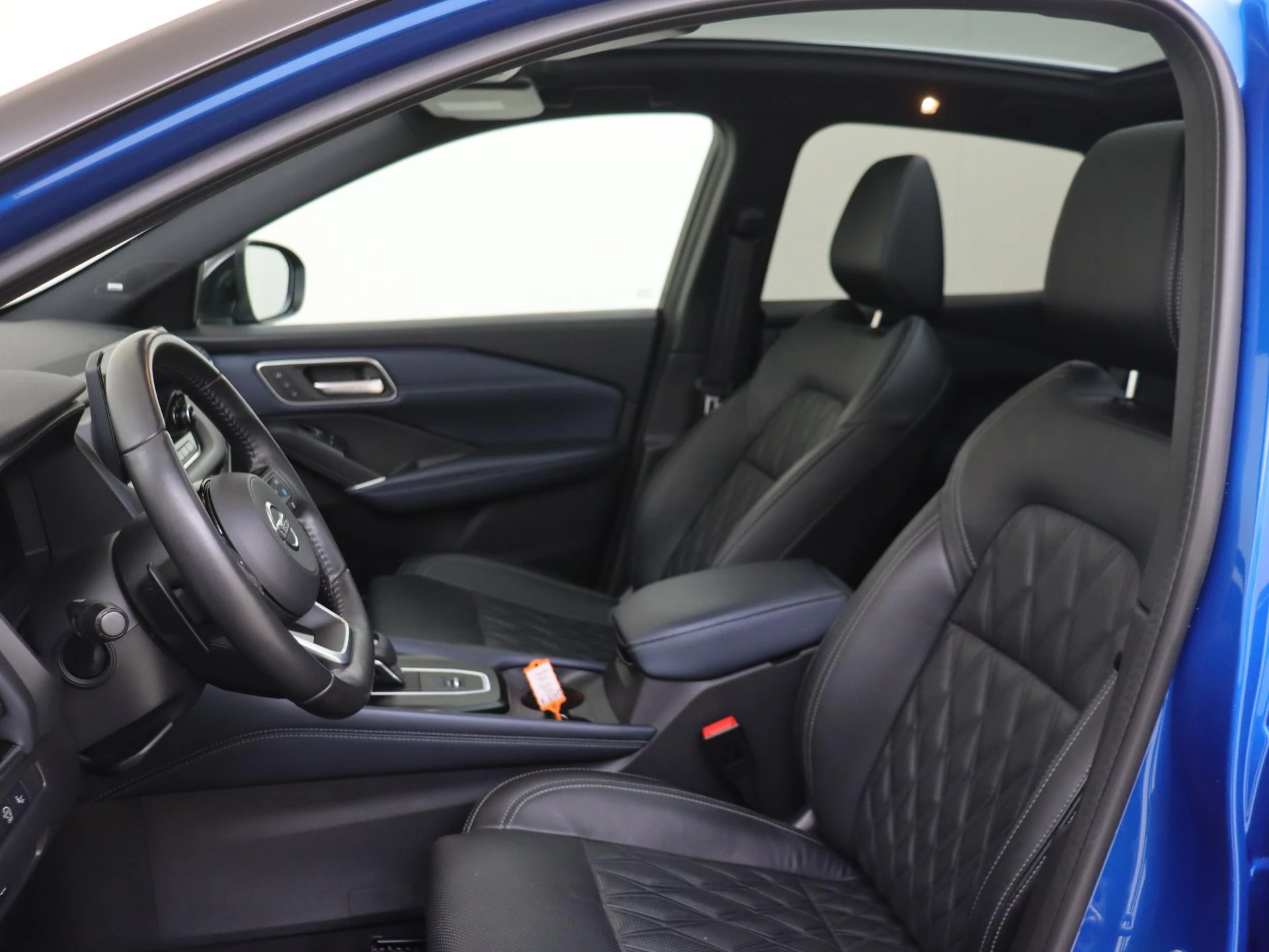 Nissan-QASHQAI-image-14