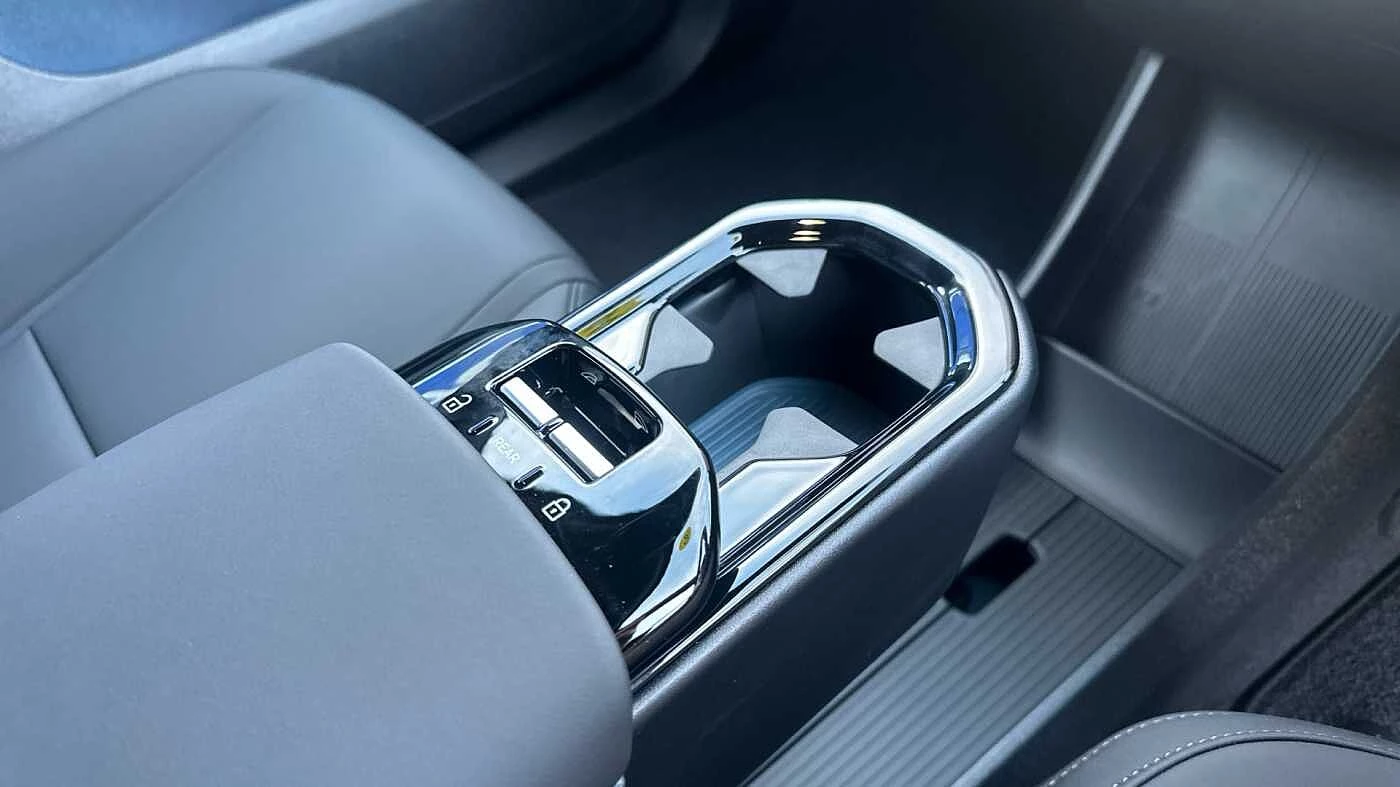 Volvo-EX30-image-19