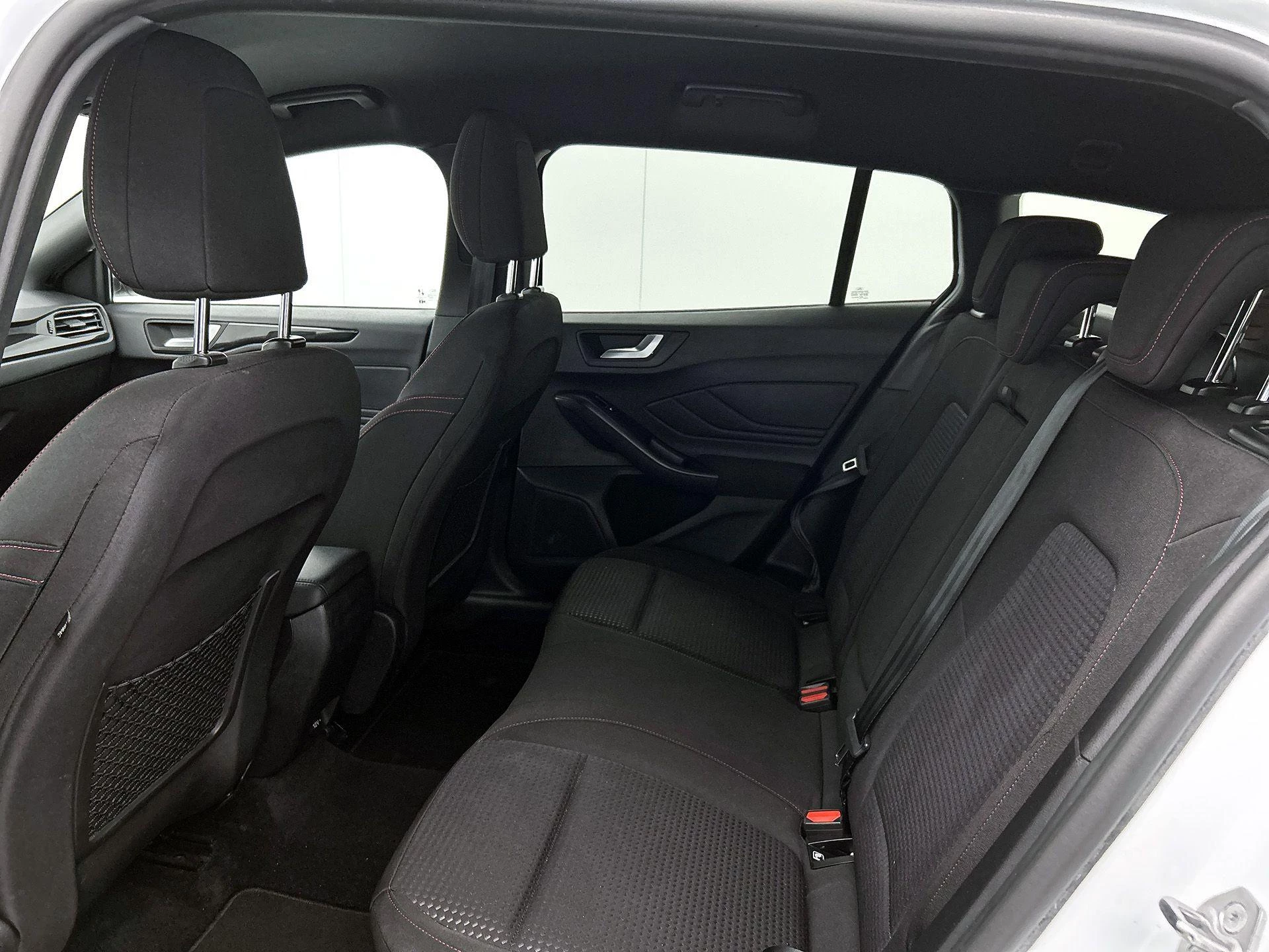 Ford Focus Wagon 1.0 EcoBoost ST Line Business