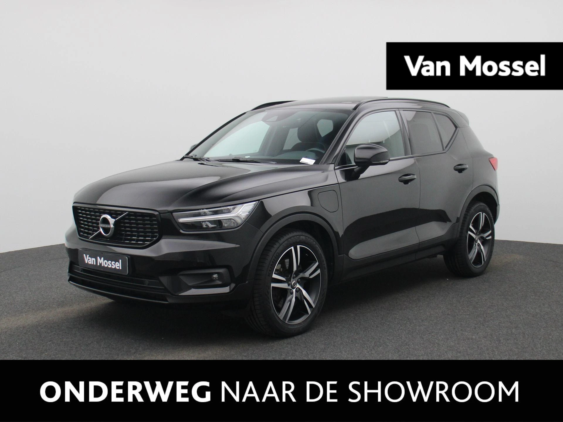 Volvo-XC40-image-0