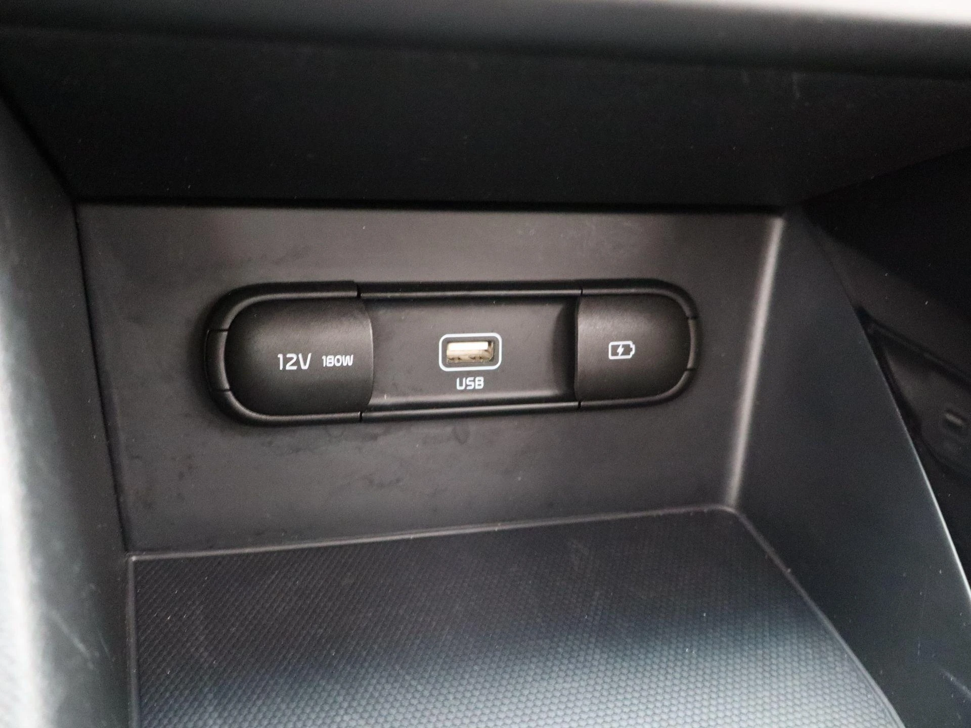 Kia-Niro-image-20