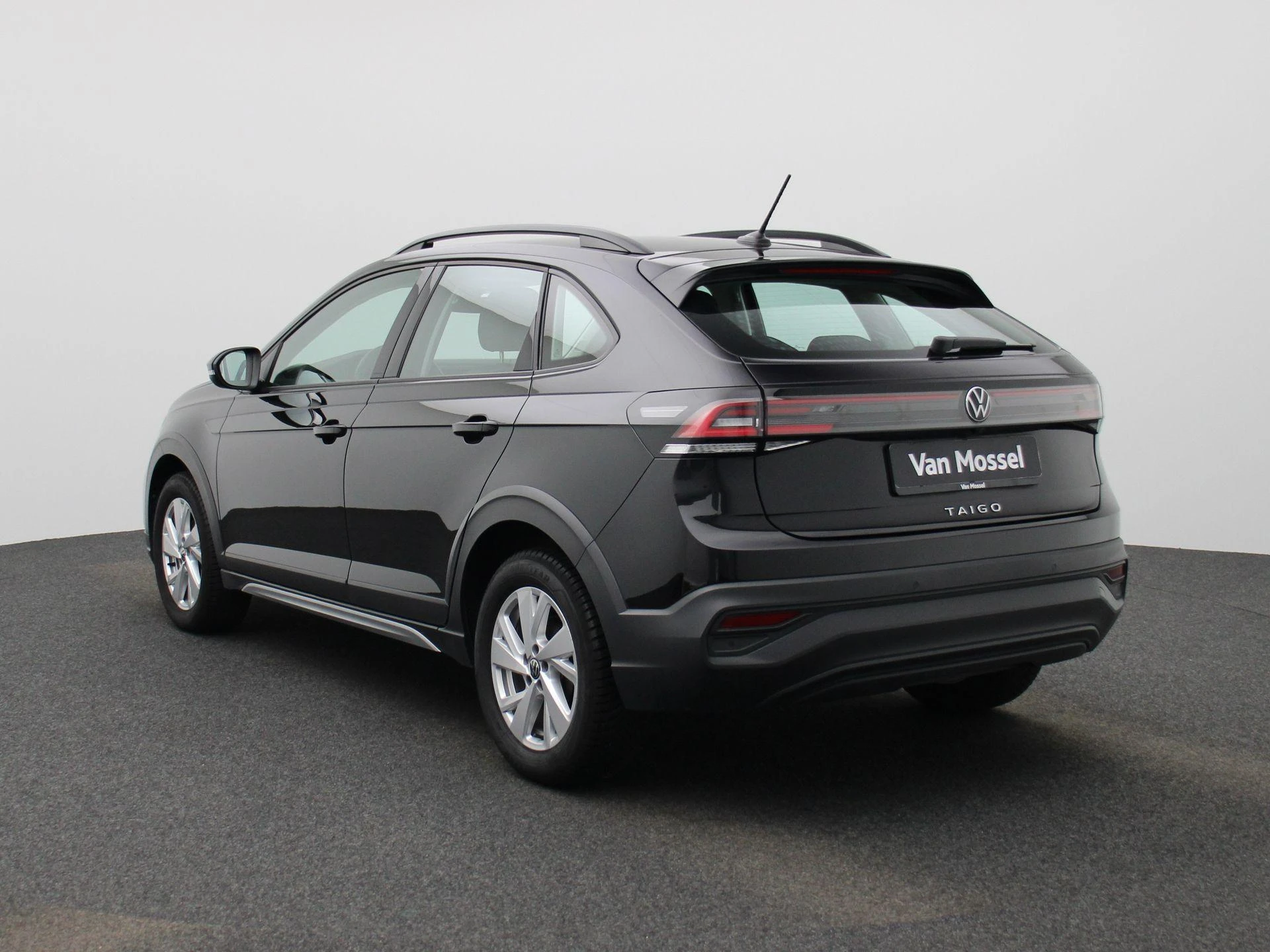 Volkswagen-Taigo-image-1