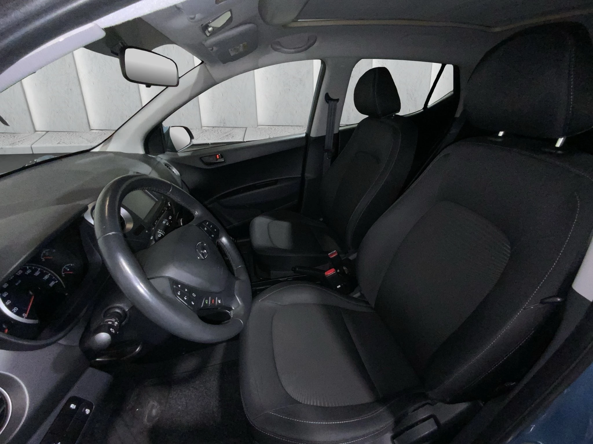 Hyundai-i10-image-9