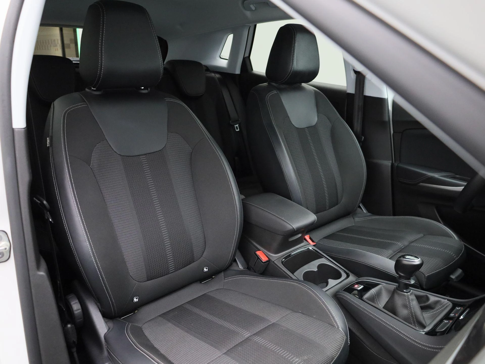 Opel-Grandland-image-33