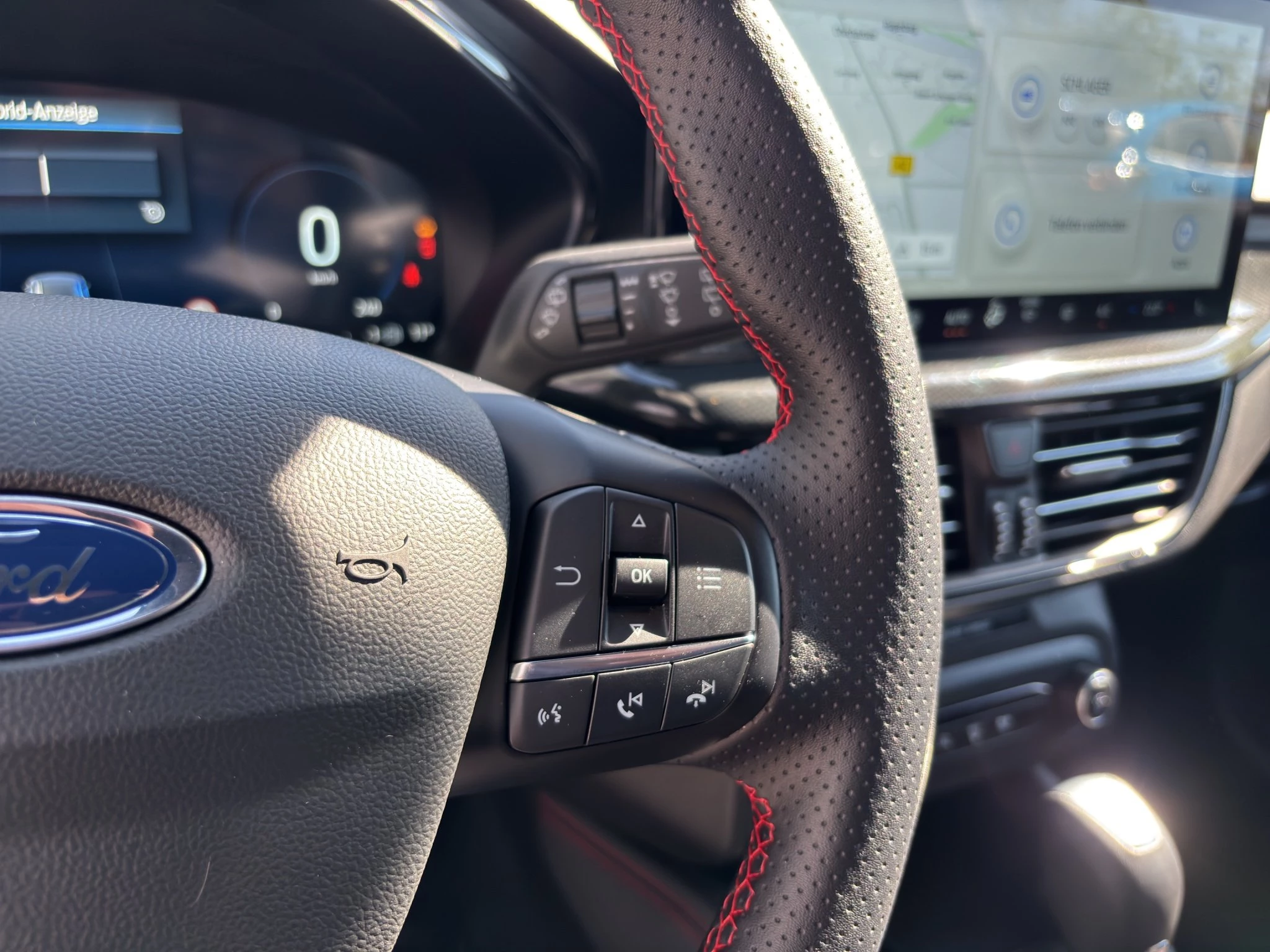 Ford Focus ST-Line X Turnier Aut.*AHK*ACC*HUD*KAM*NAVI*WINTER-PKT.