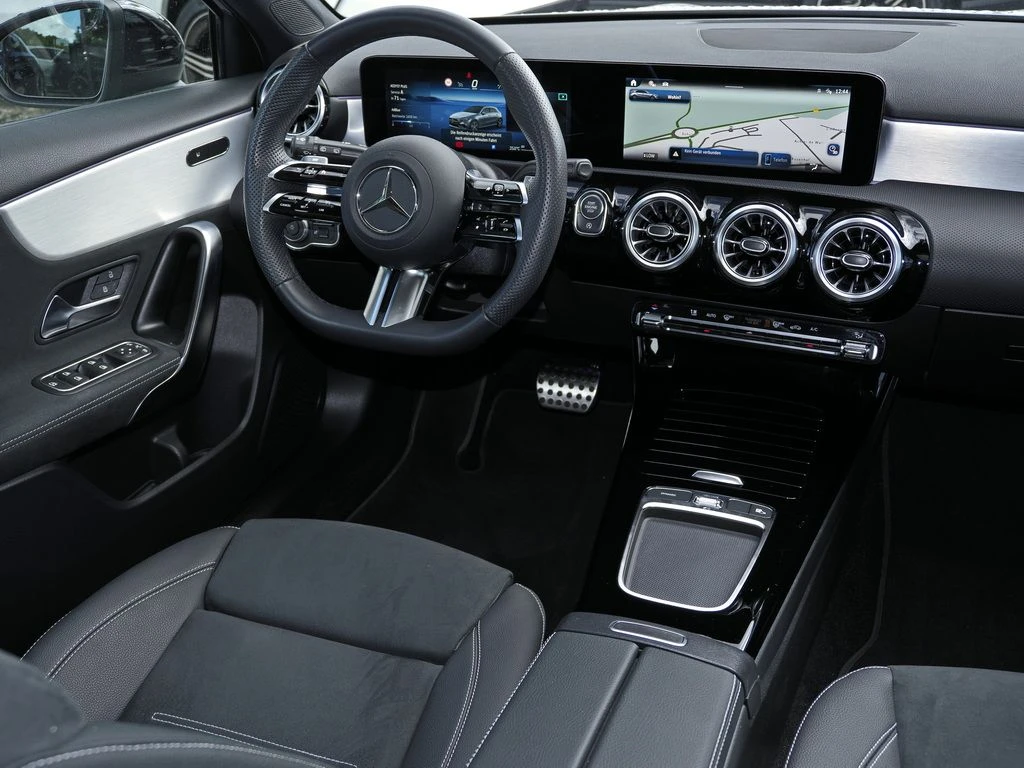 Mercedes-Benz-A-Klasse 200 d-image-9