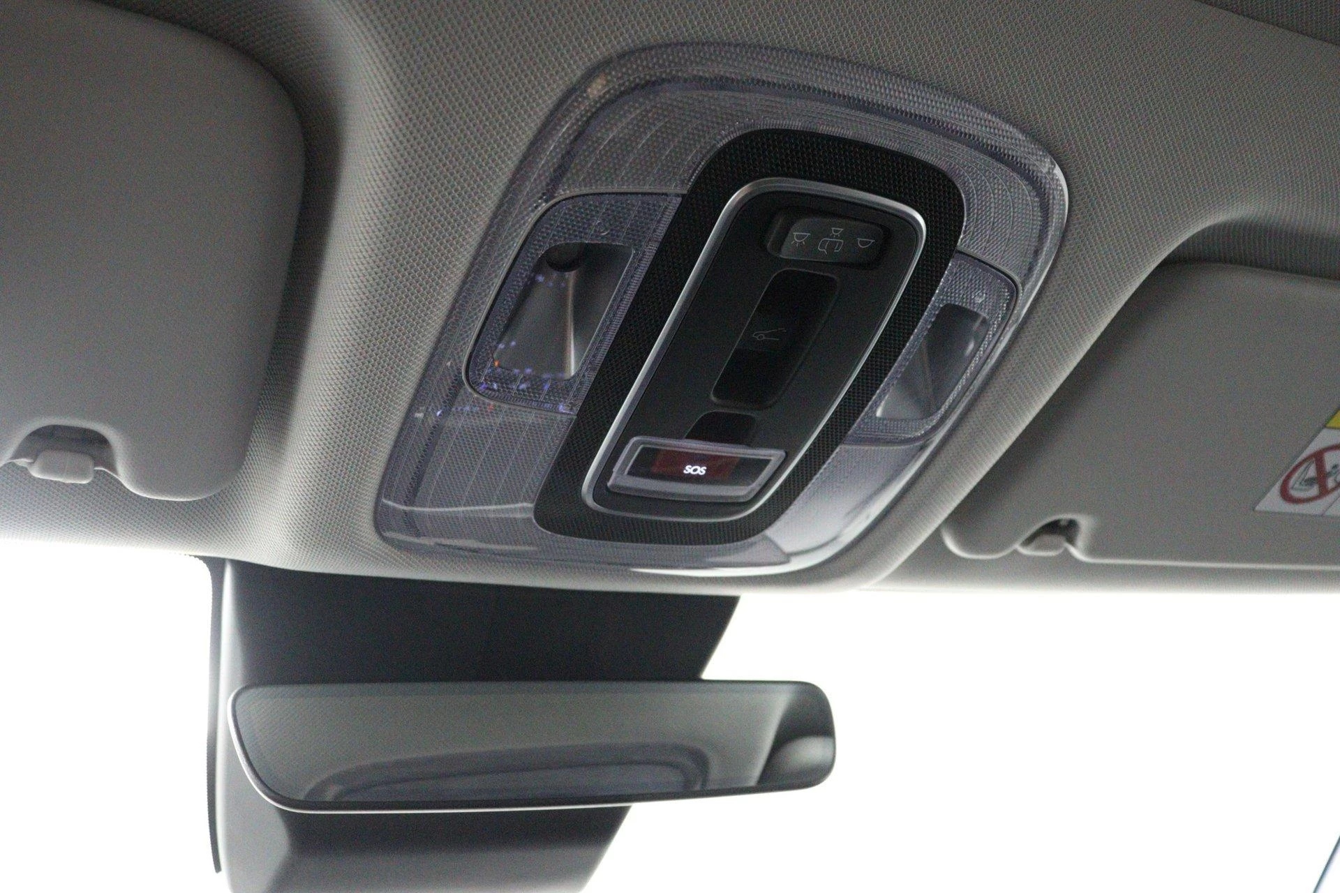 Hyundai Kona 1.6 GDI HEV Premium Sky