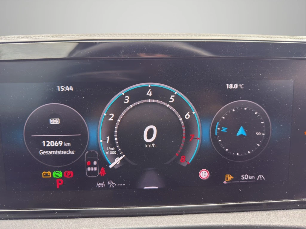 Volkswagen-Tiguan-image-9