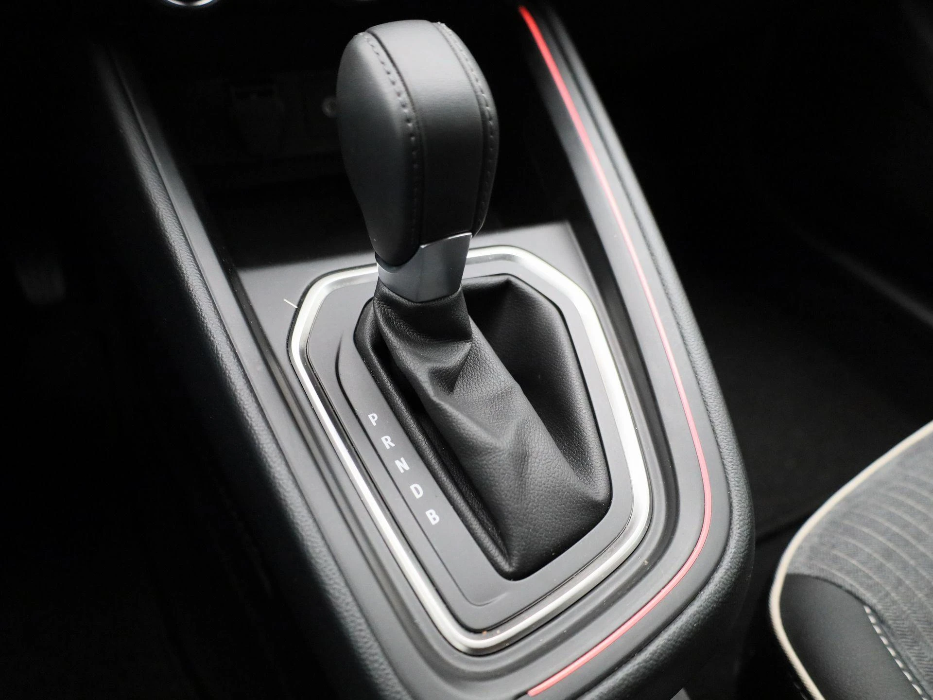 Renault-Clio-image-23