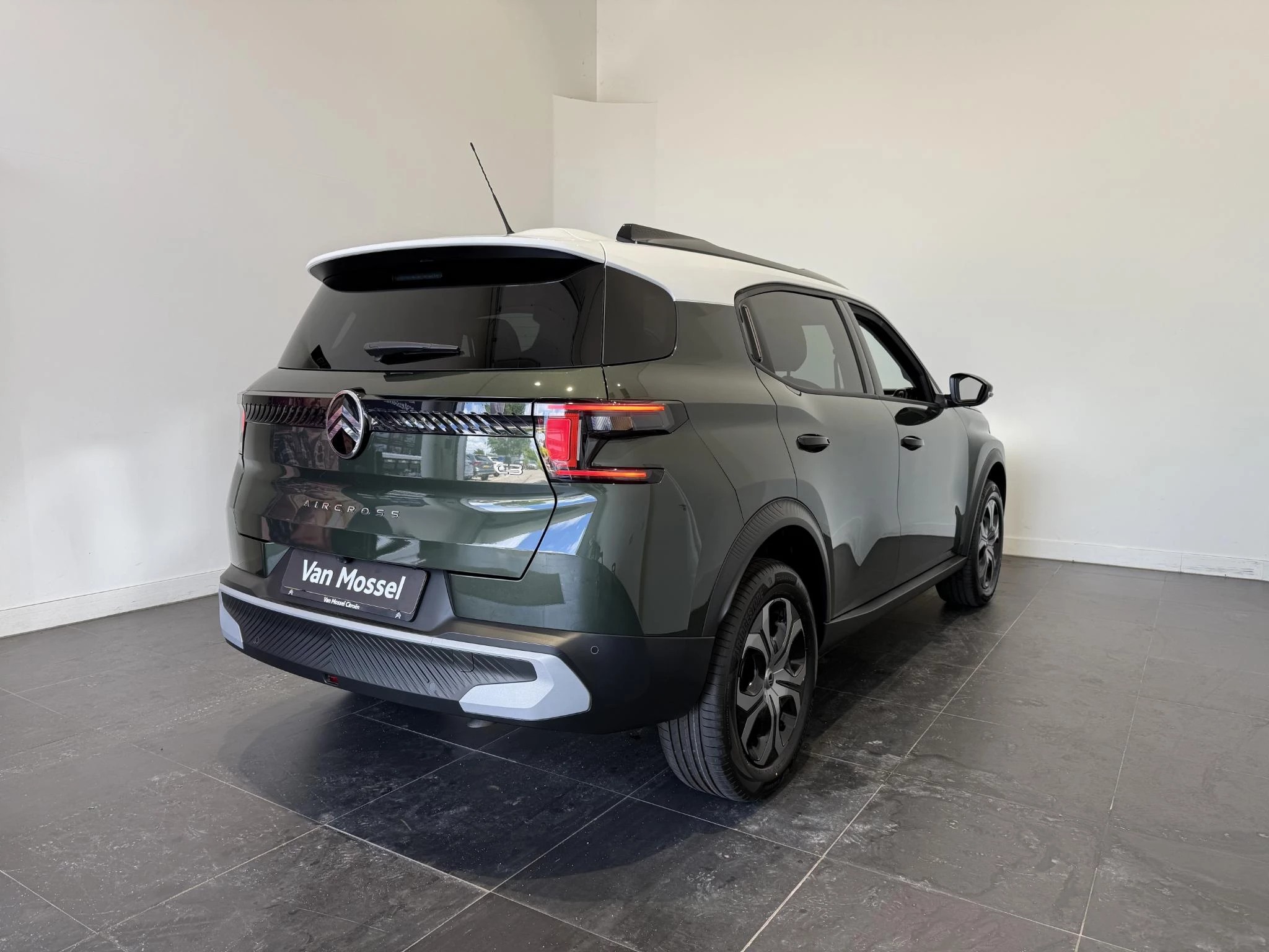 Citroën C3 Aircross 1.2 Hybrid 145pk Plus