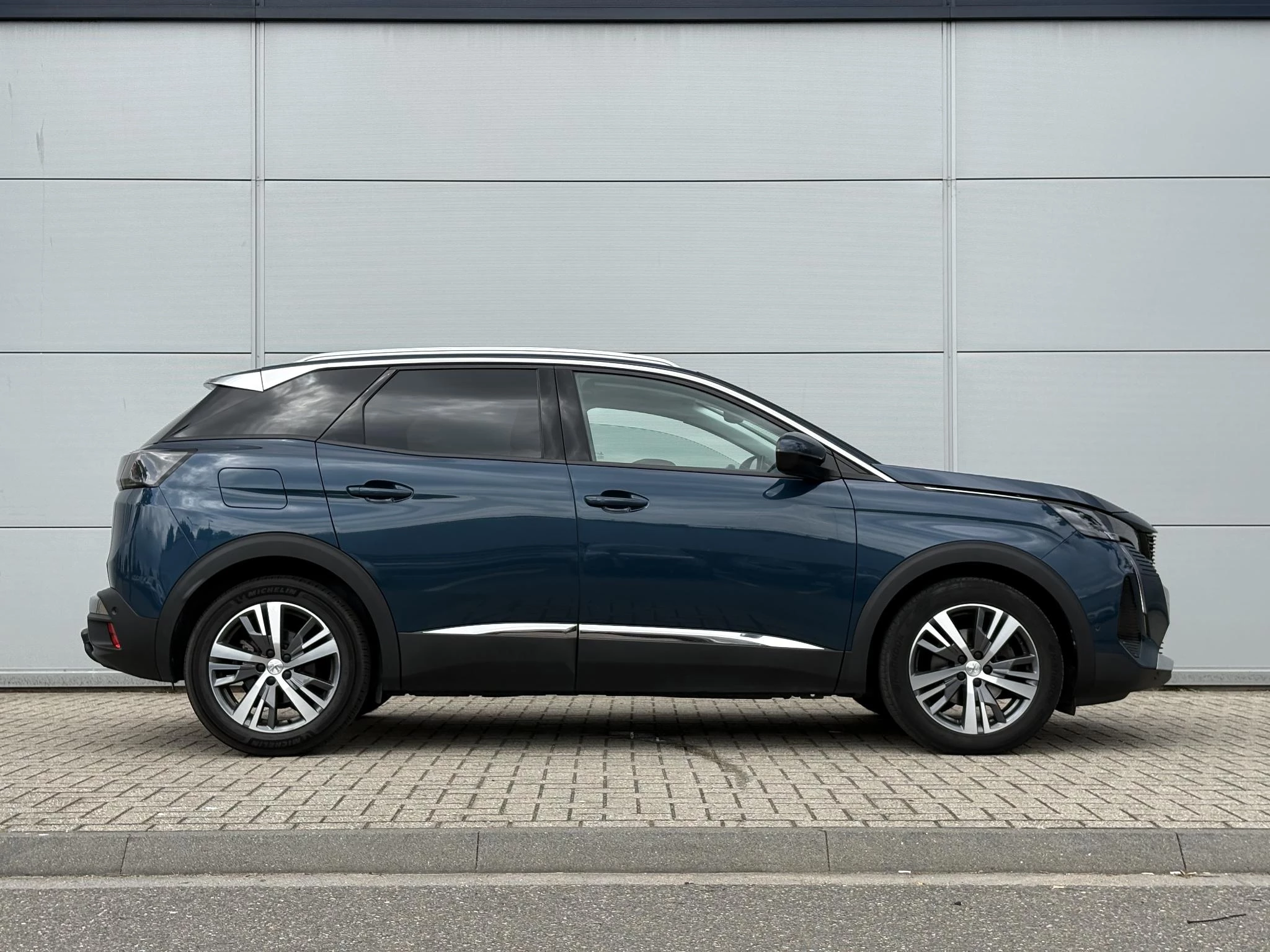 Peugeot 3008 1.2 PureTech Blue Lease Premium