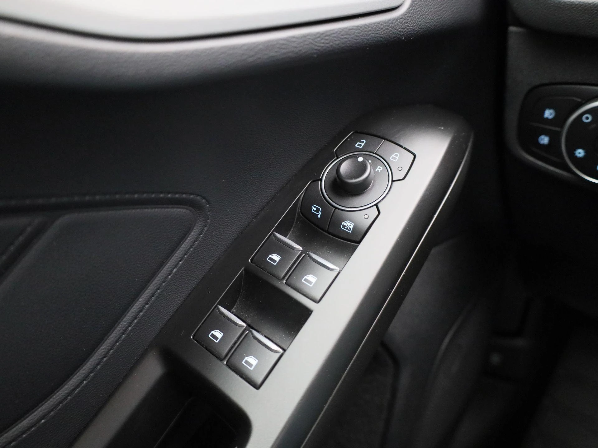 Ford-Focus-image-20