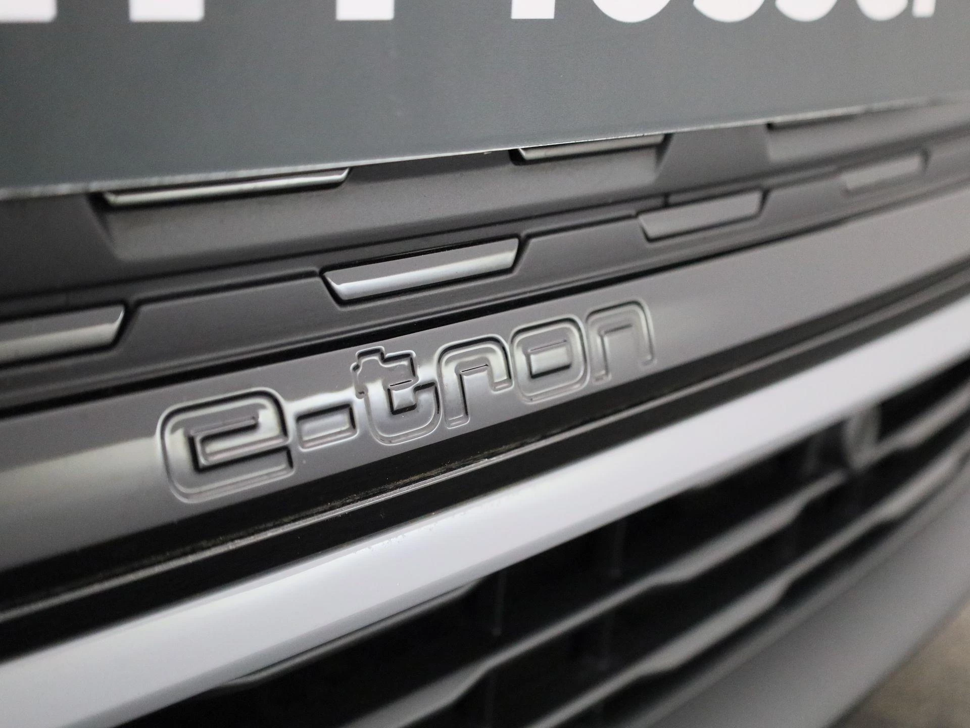 Audi-Q4 Sportback e-tron-image-44