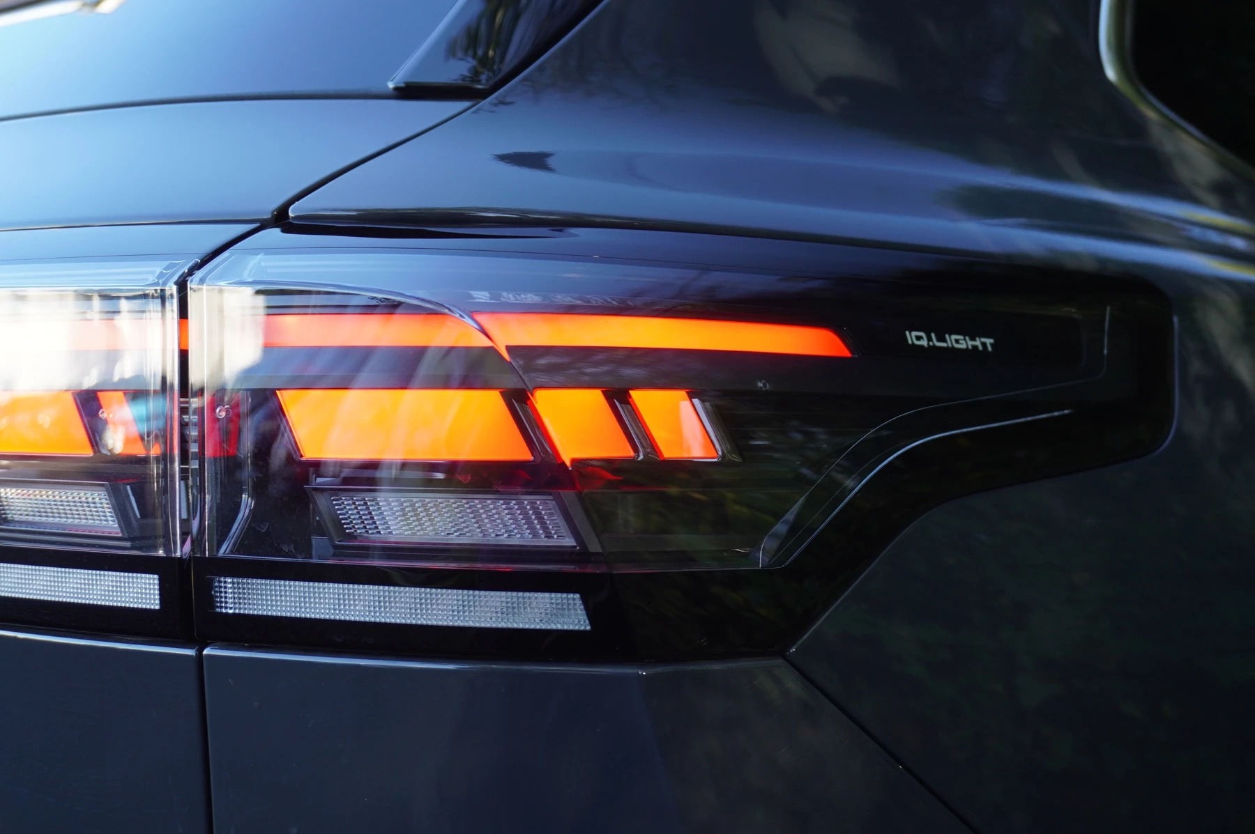 Volkswagen-Tiguan-image-23