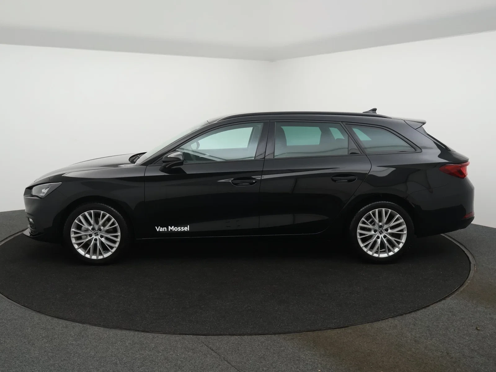SEAT Leon ST Leon Break Move Navi 1.5 eTSI 115pk DSG / DEMO