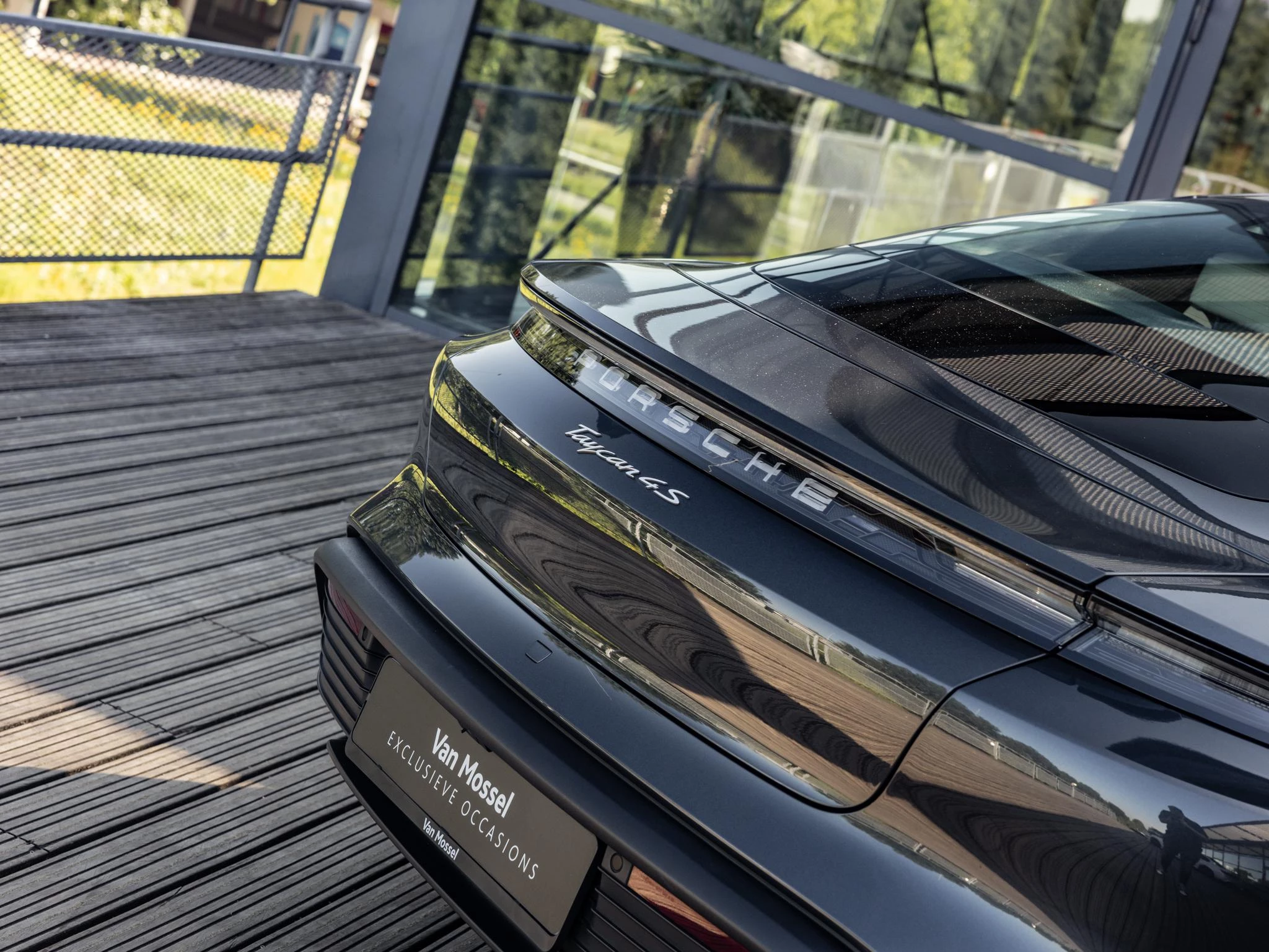 Porsche-Taycan-image-11