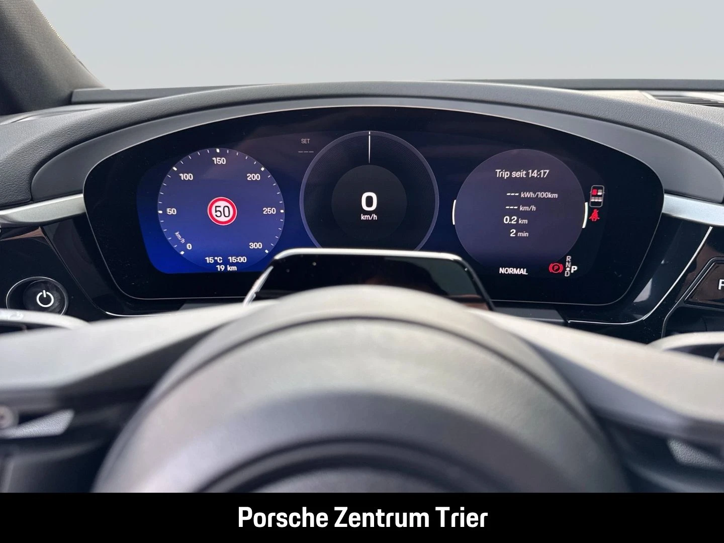 Porsche-Macan-image-18