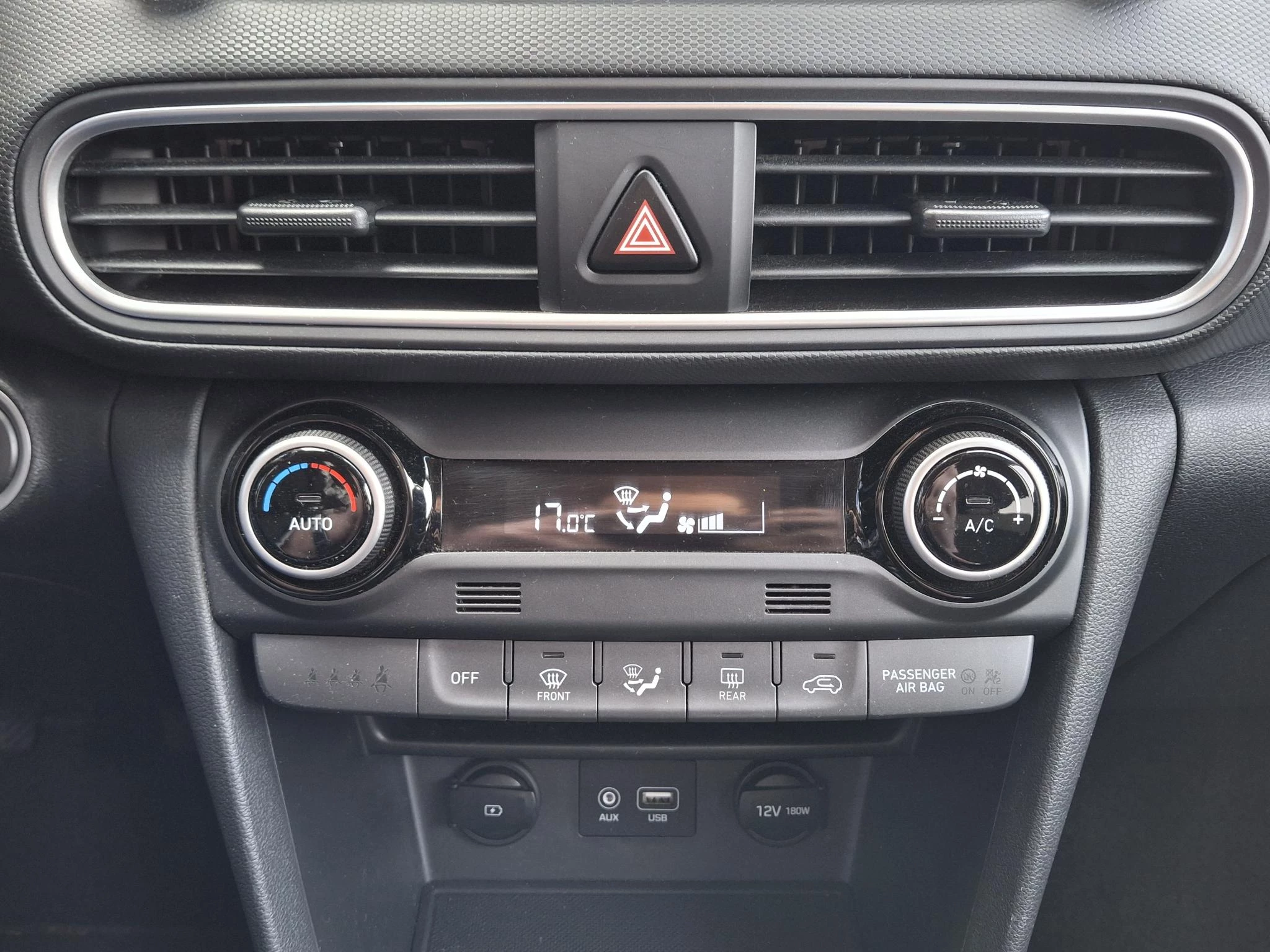 Hyundai-Kona-image-18