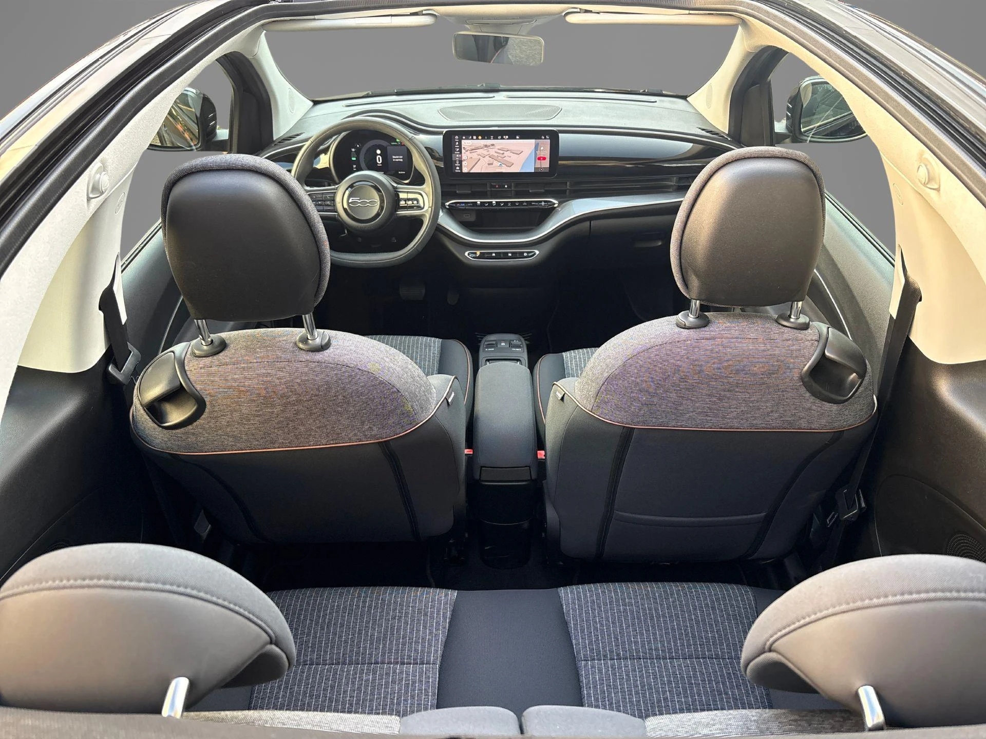Fiat-500C-image-7