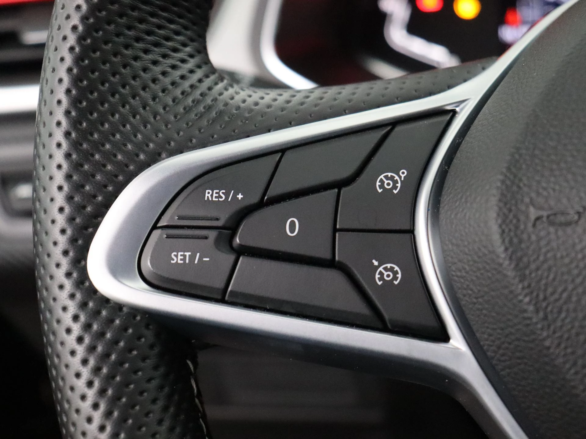 Renault-Captur-image-11