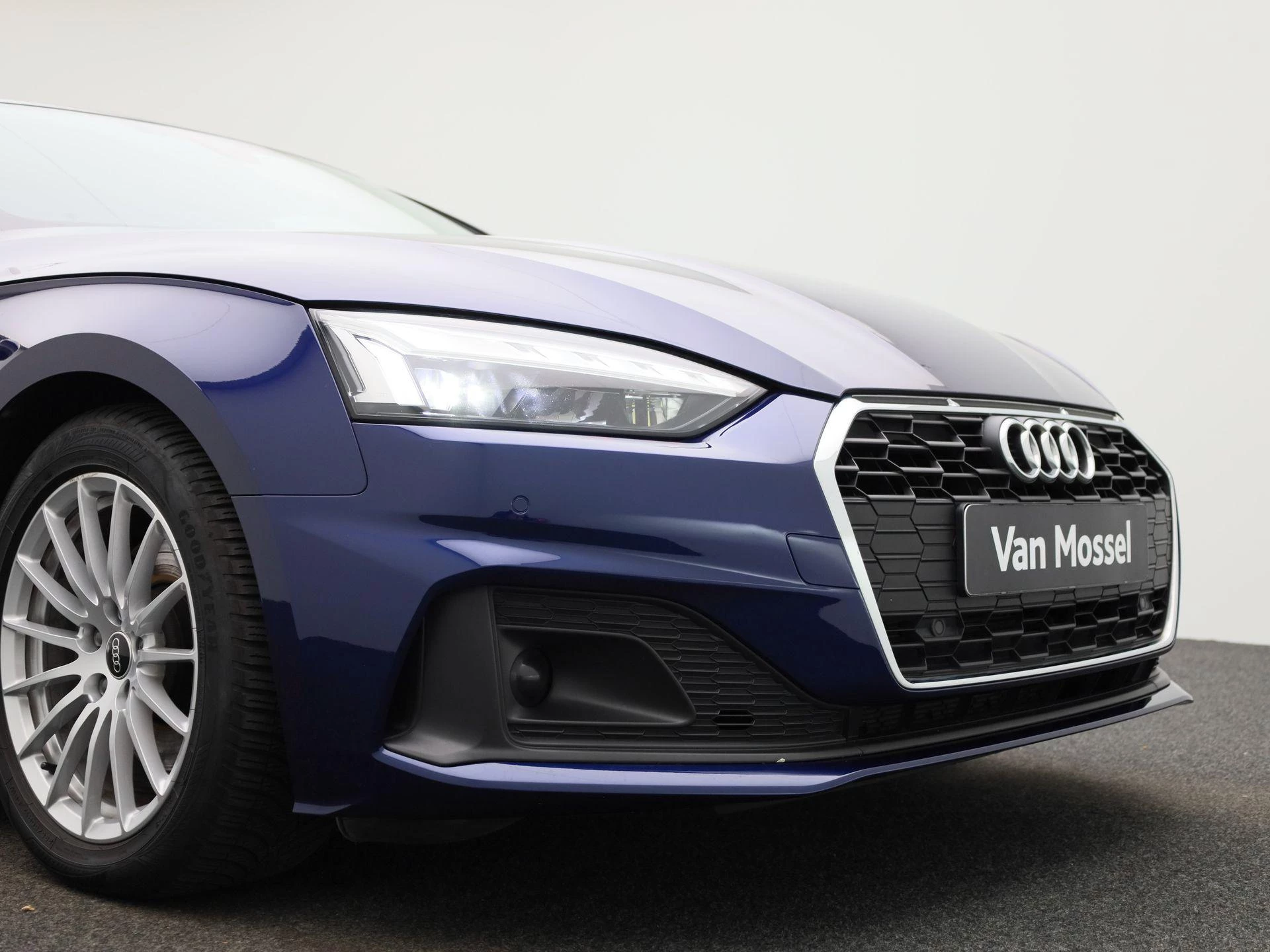 Audi A5 Sportback 30 TDI S tronic Bus. Ed. Attraction