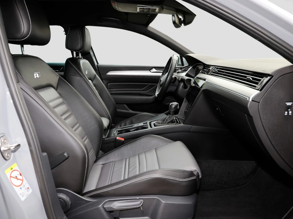 Volkswagen-Passat-image-6